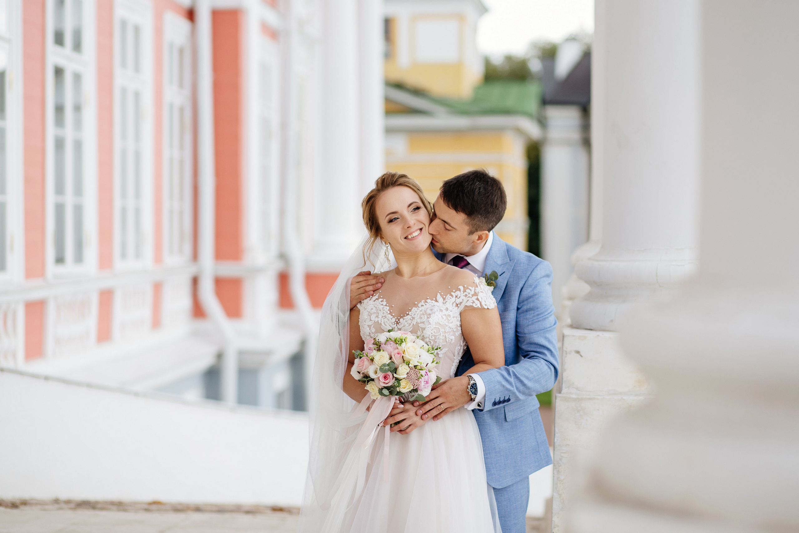 Свадебная фотосессия в Кусково. Свадебный банкет в Forest Hall Форест Холл. Свадьба в Сокольниках. Свадебный и семейный фотограф Екатерина Иванова