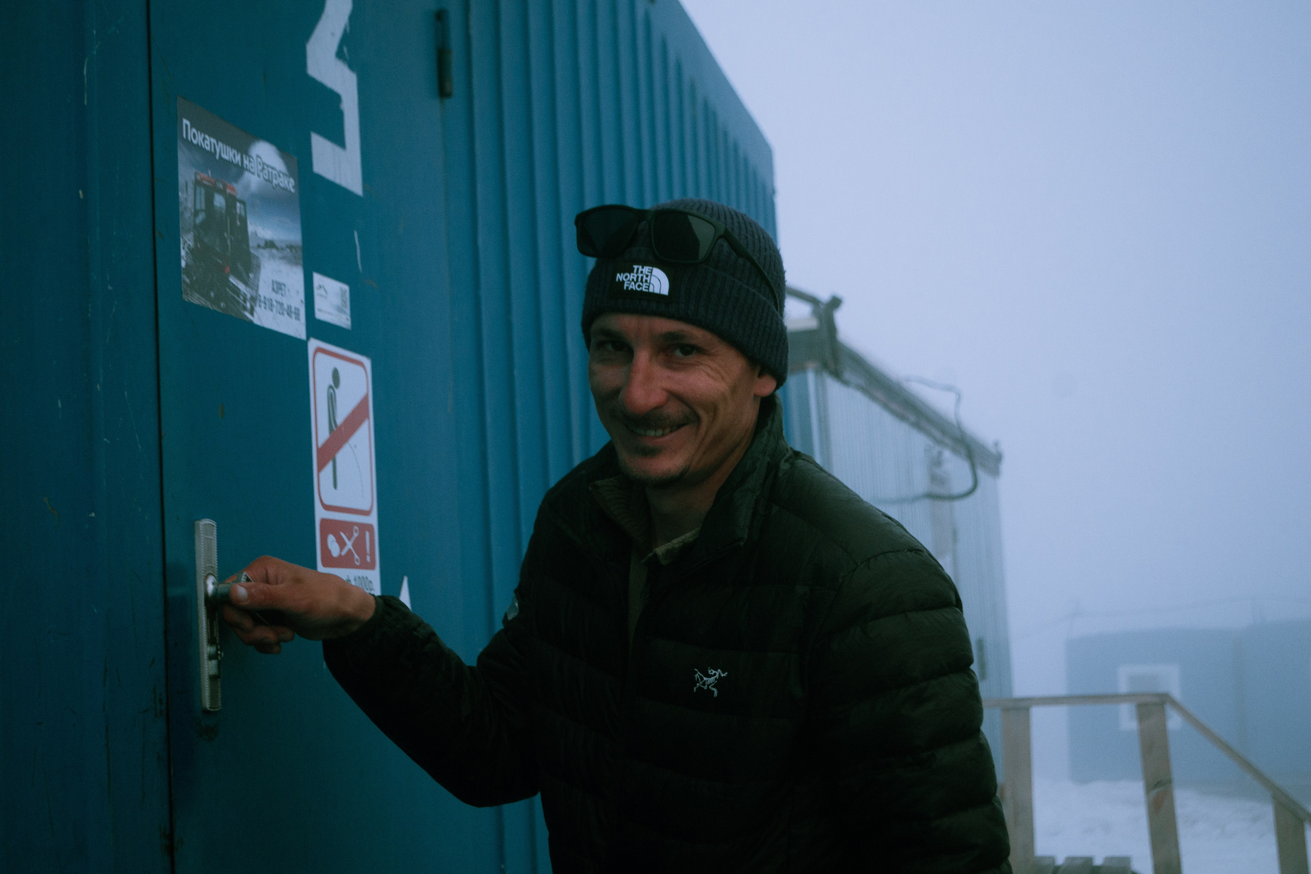 Люди на Эльбрусе | 2024. Фотограф Настя | Экспедиции и лайфстайл