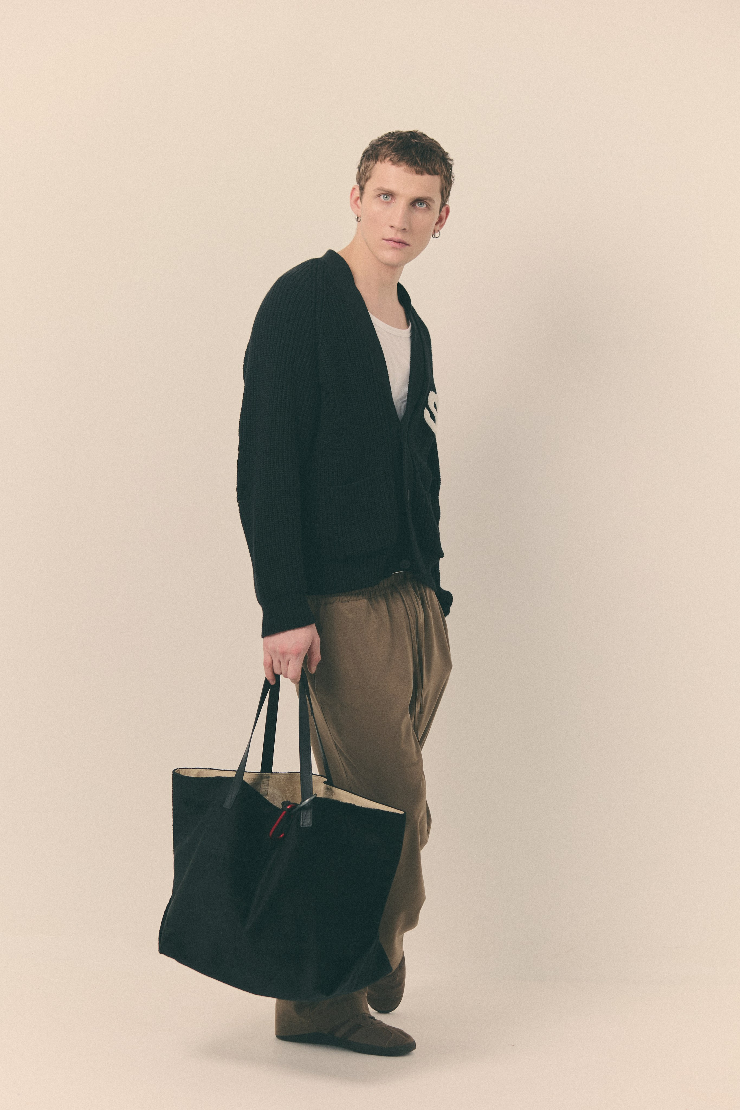 S L 1 P 2025. H O M E