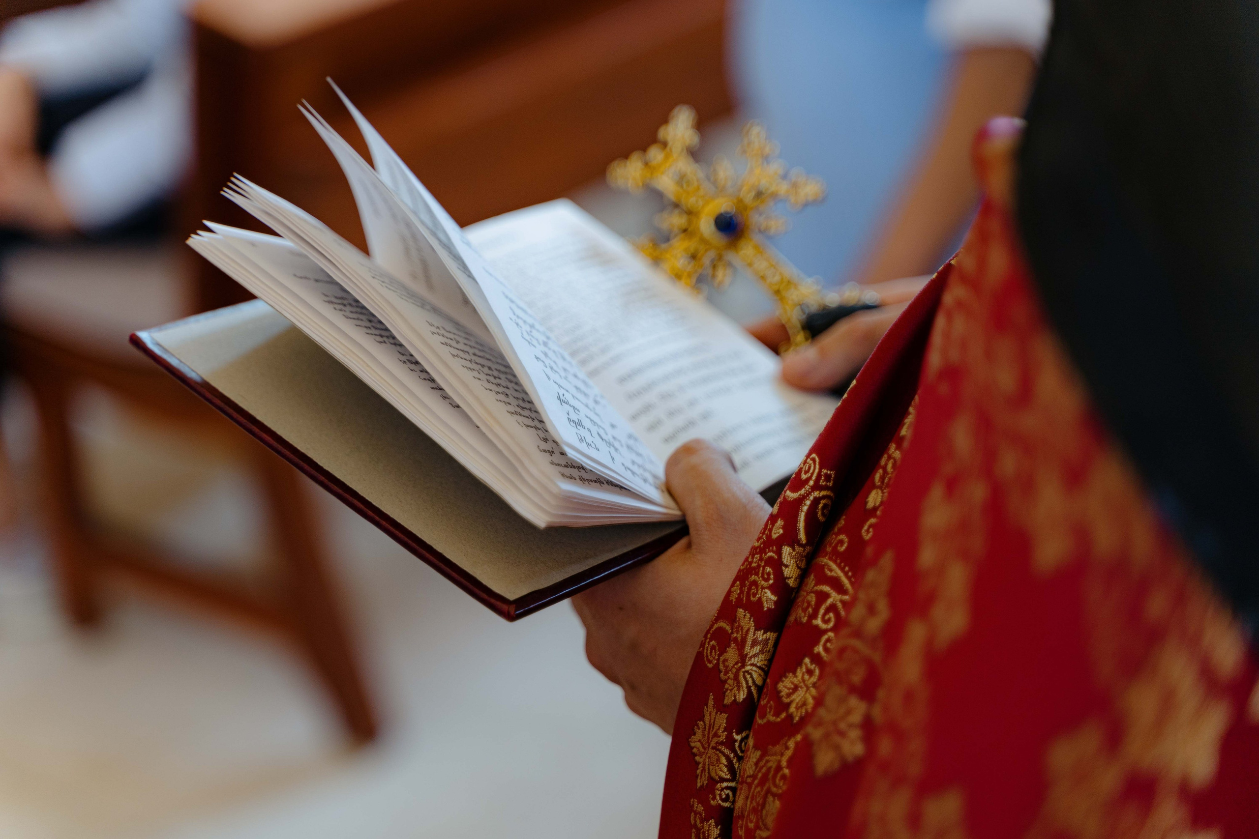 Крещение в армянской церви • Абу Даби. Фотограф и видеограф в Москве и Абу Даби Мария Кулагина