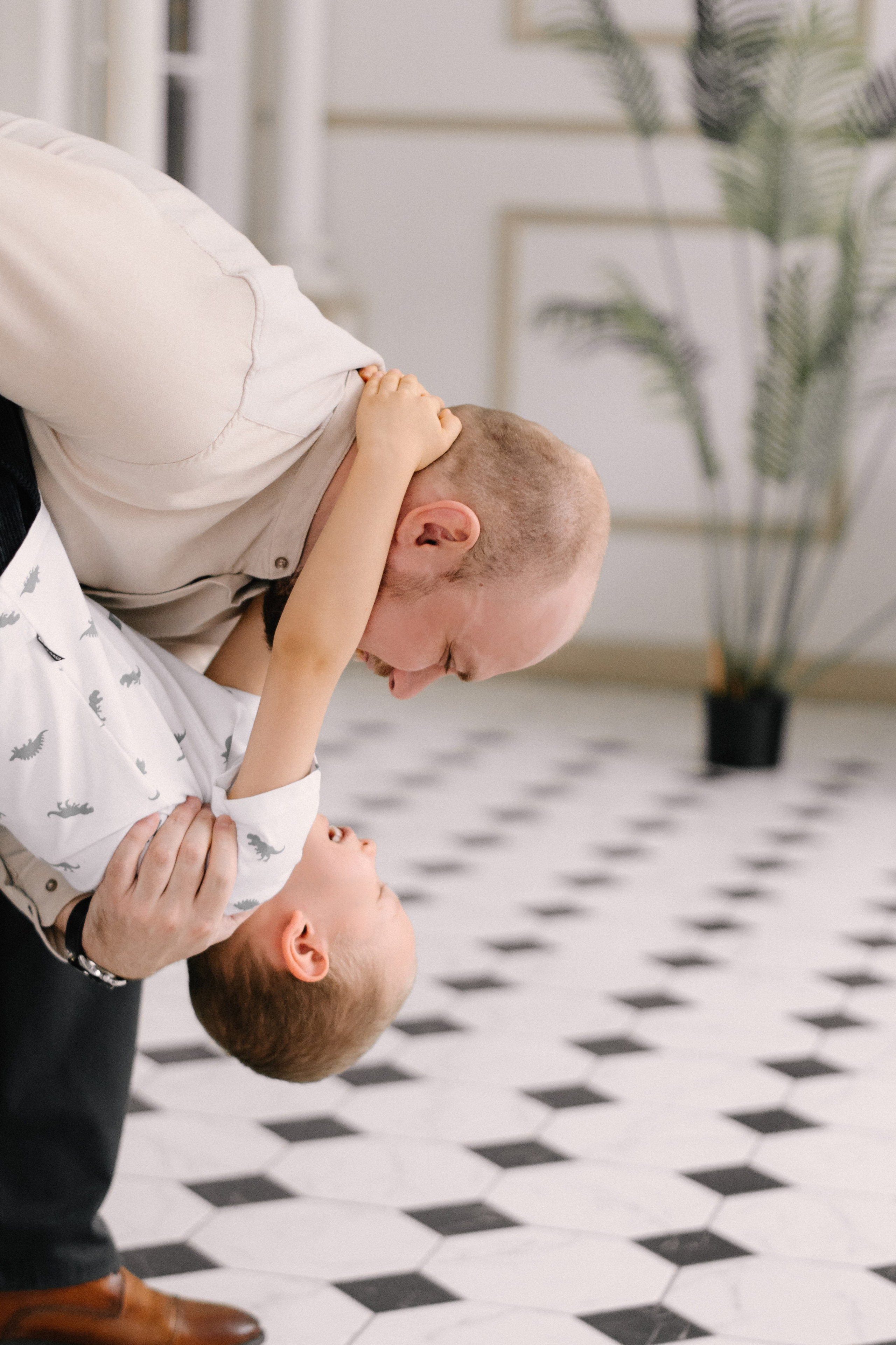 Саша и родители. LeonaStage. Фотограф в Челябинске Любовь Денисенко