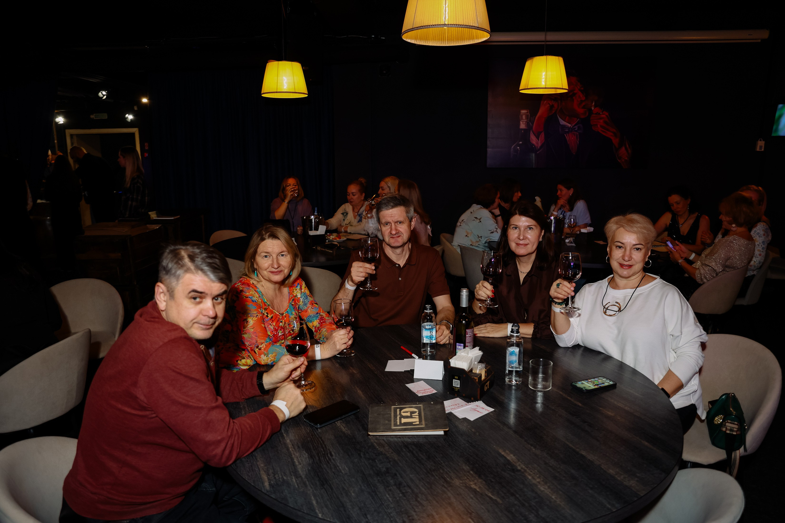 Дискотека под хиты 2000 в Истории. Фотограф Юлия Мальцева