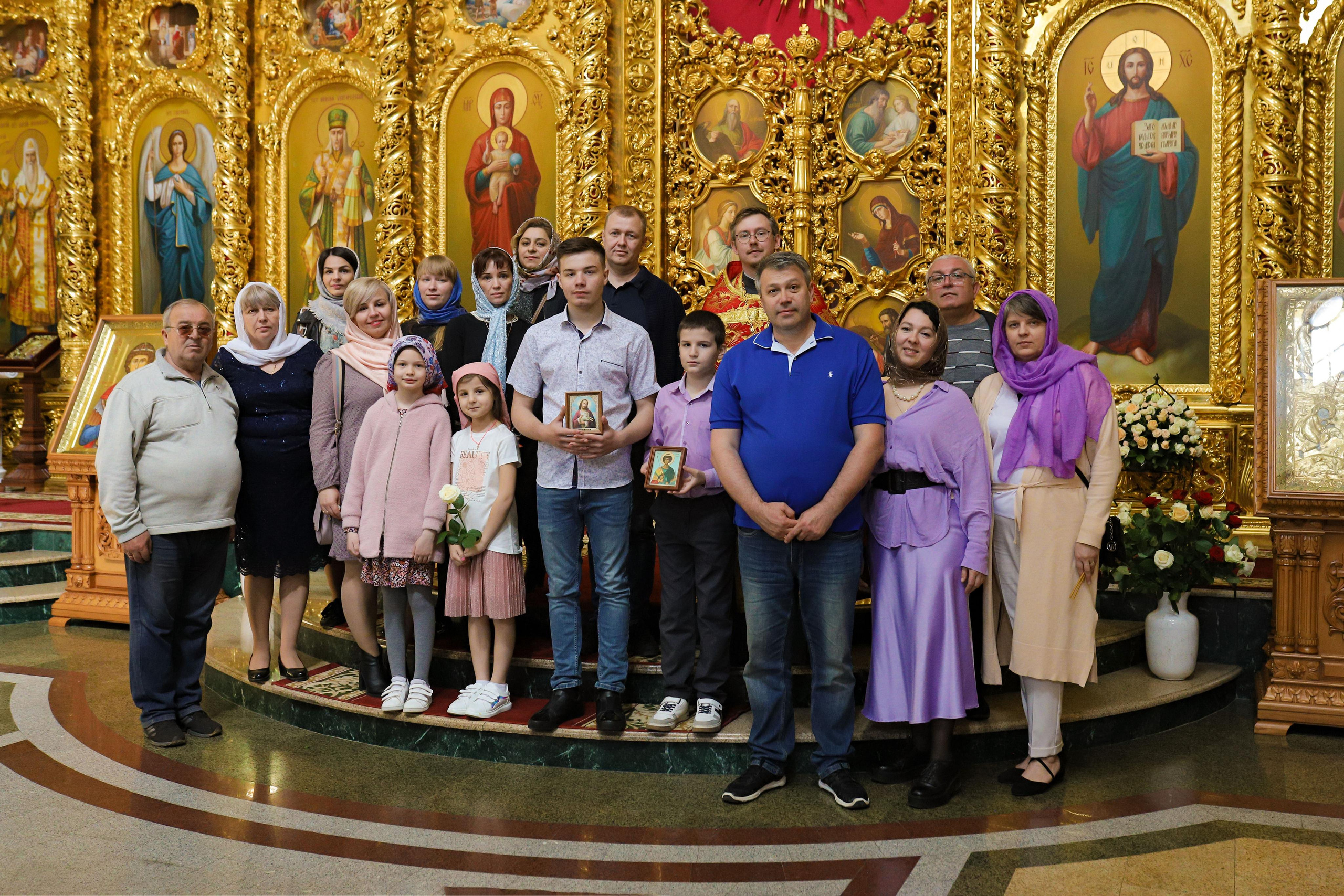 Храм святых мучениц Веры, Надежды, Любви. (Деревянный на Харгоре). Фотограф Белгород