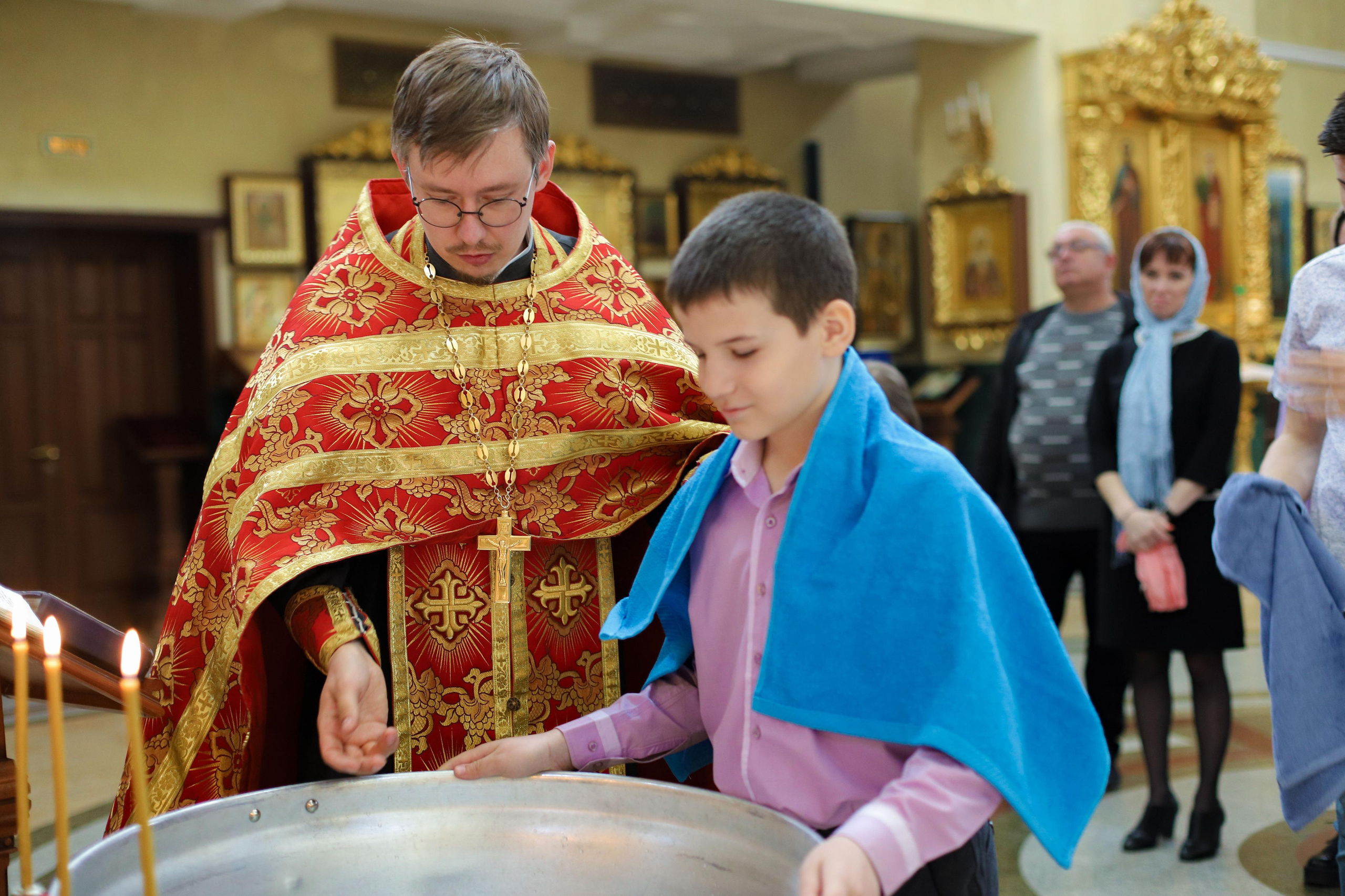 Храм святых мучениц Веры, Надежды, Любви. (Деревянный на Харгоре). Фотограф Белгород