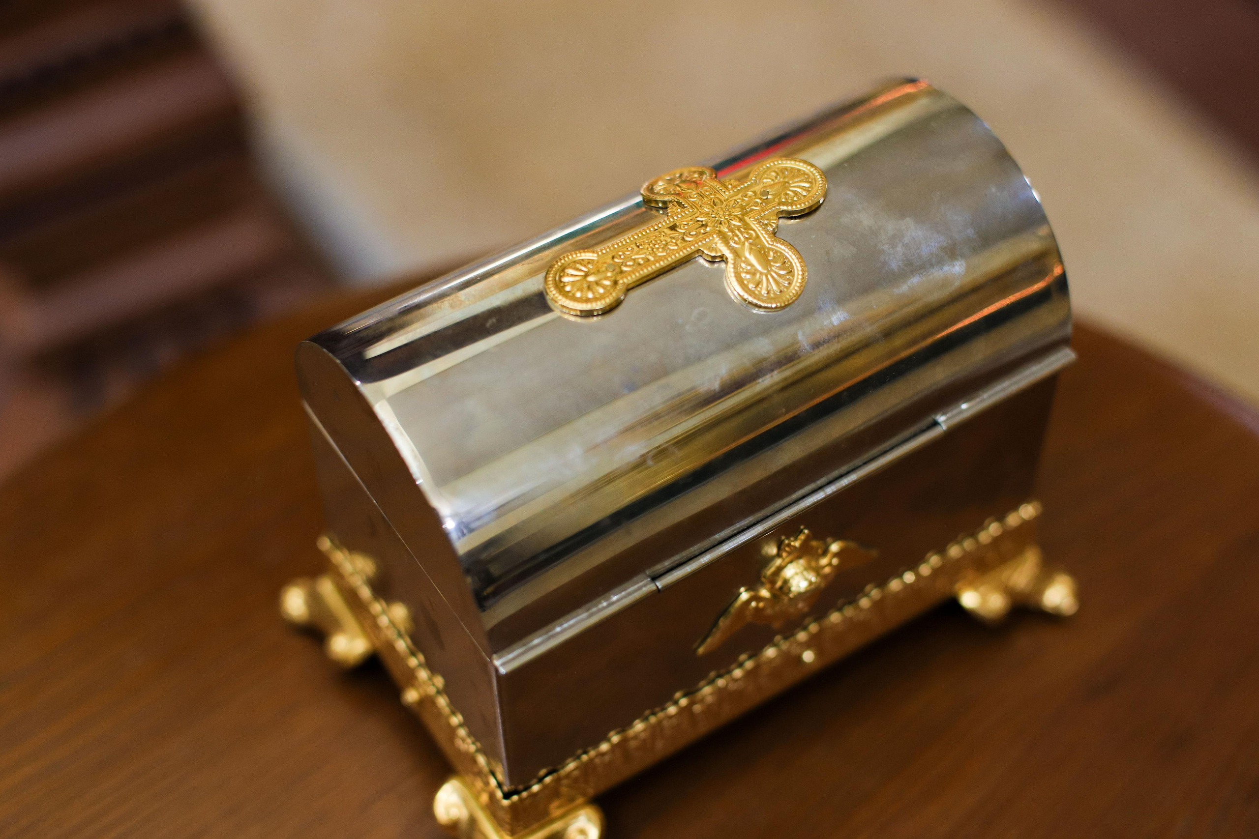 Храм святых мучениц Веры, Надежды, Любви. (Деревянный на Харгоре). Фотограф Белгород