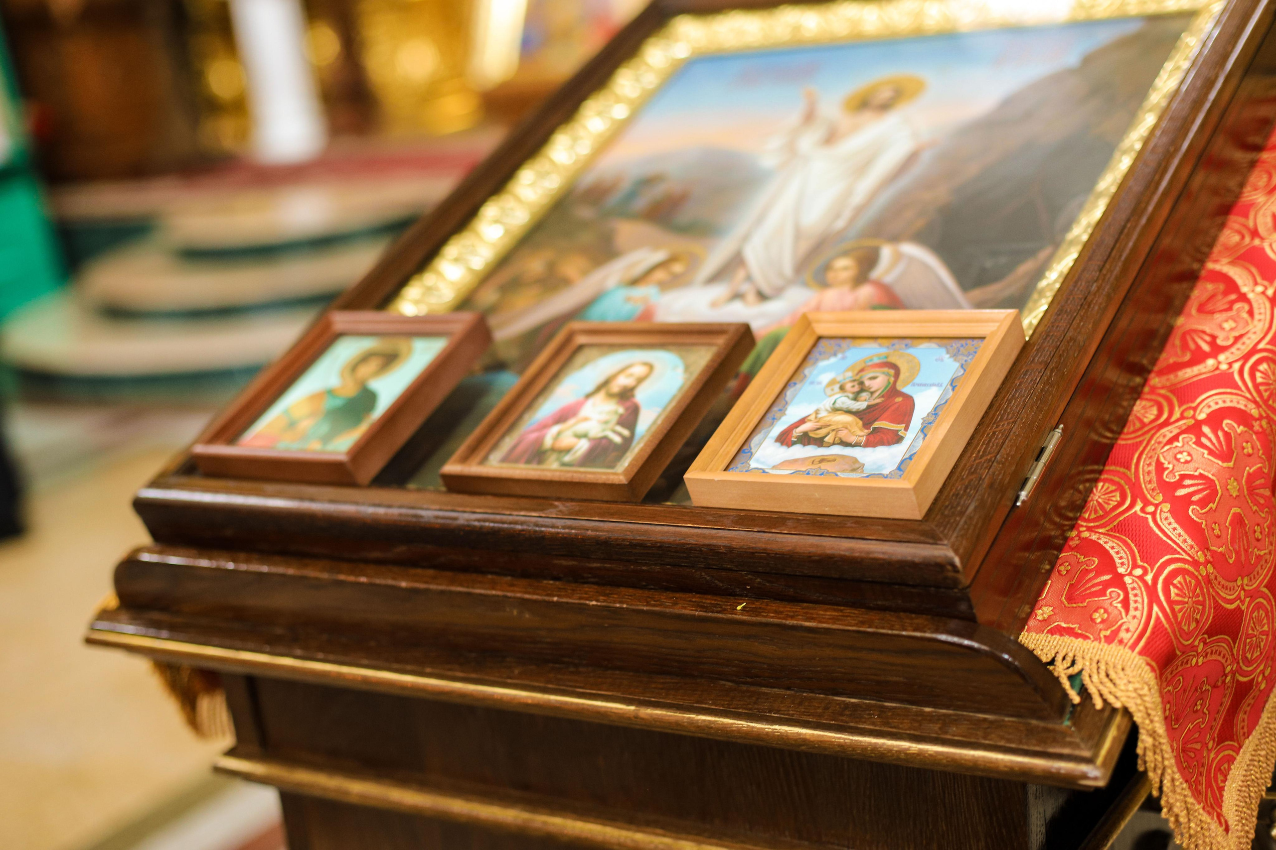 Храм святых мучениц Веры, Надежды, Любви. (Деревянный на Харгоре). Фотограф Белгород