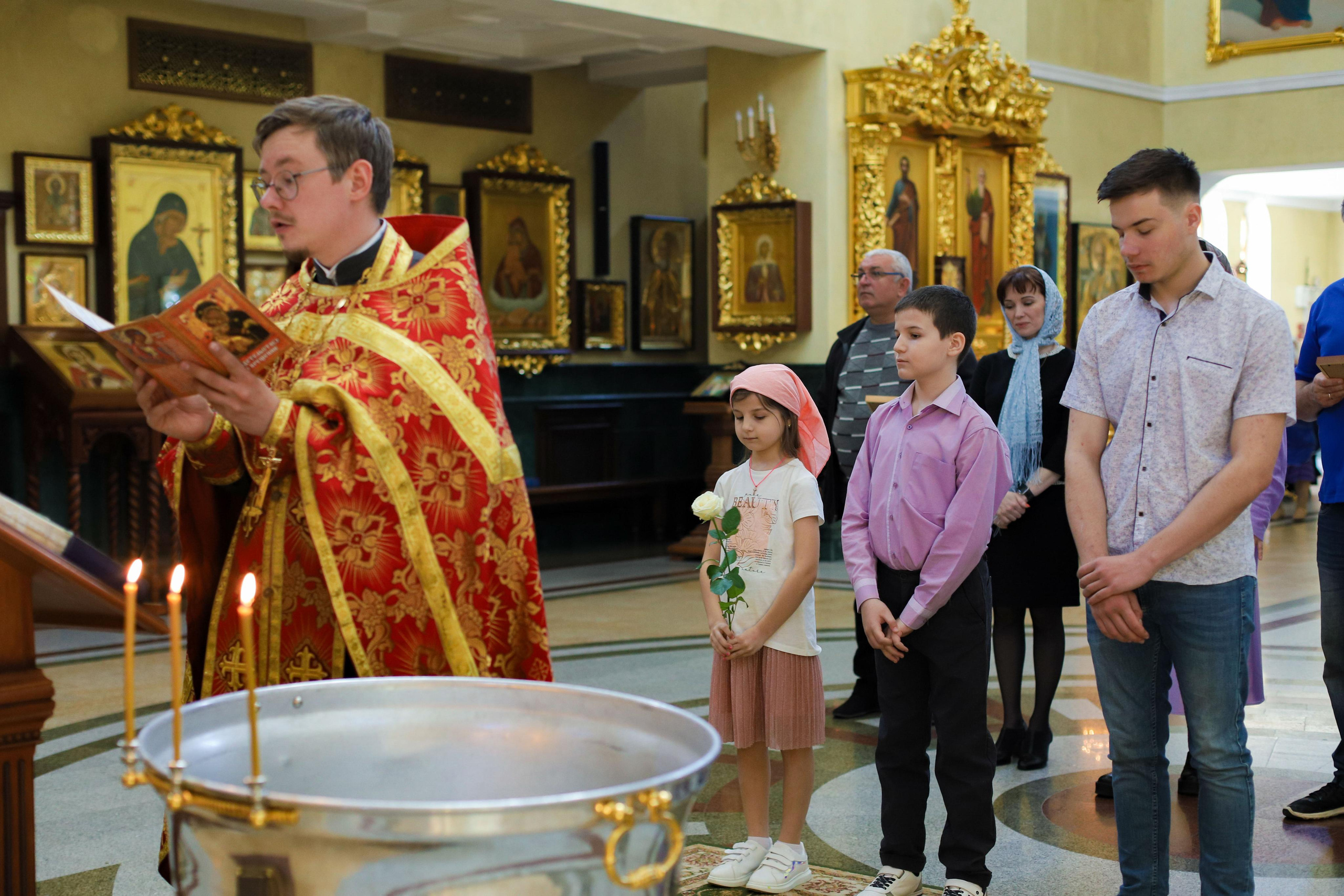 Храм святых мучениц Веры, Надежды, Любви. (Деревянный на Харгоре). Фотограф Белгород