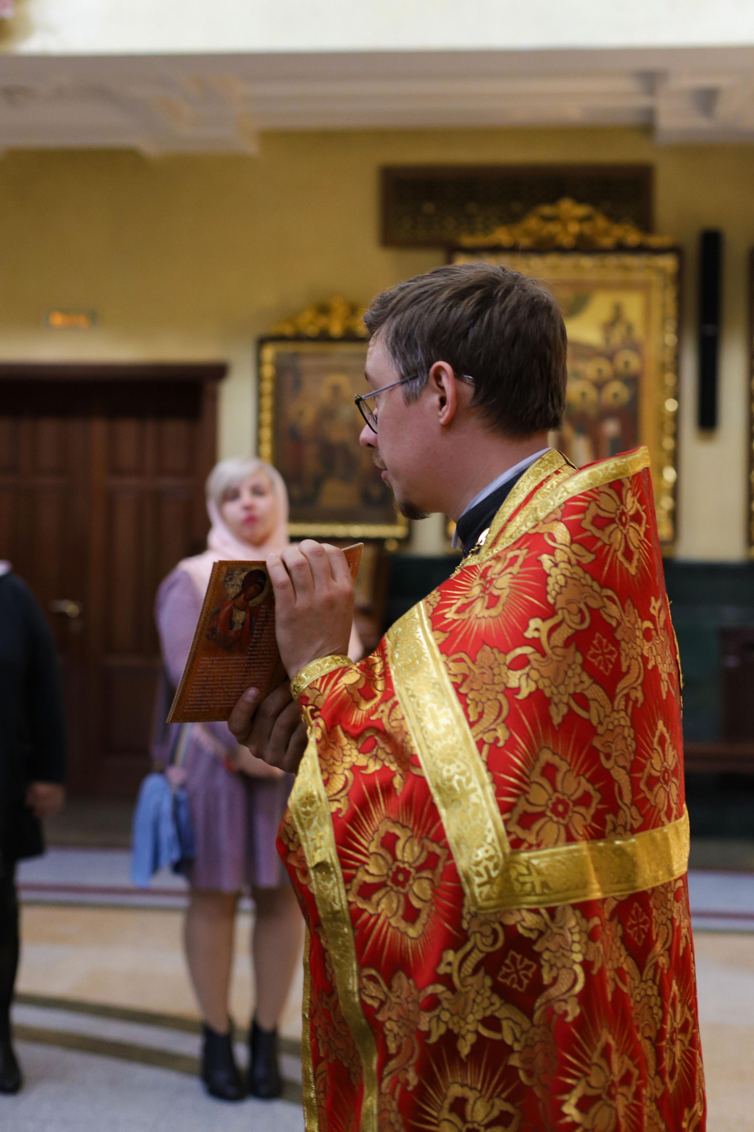 Храм святых мучениц Веры, Надежды, Любви. (Деревянный на Харгоре). Фотограф Белгород