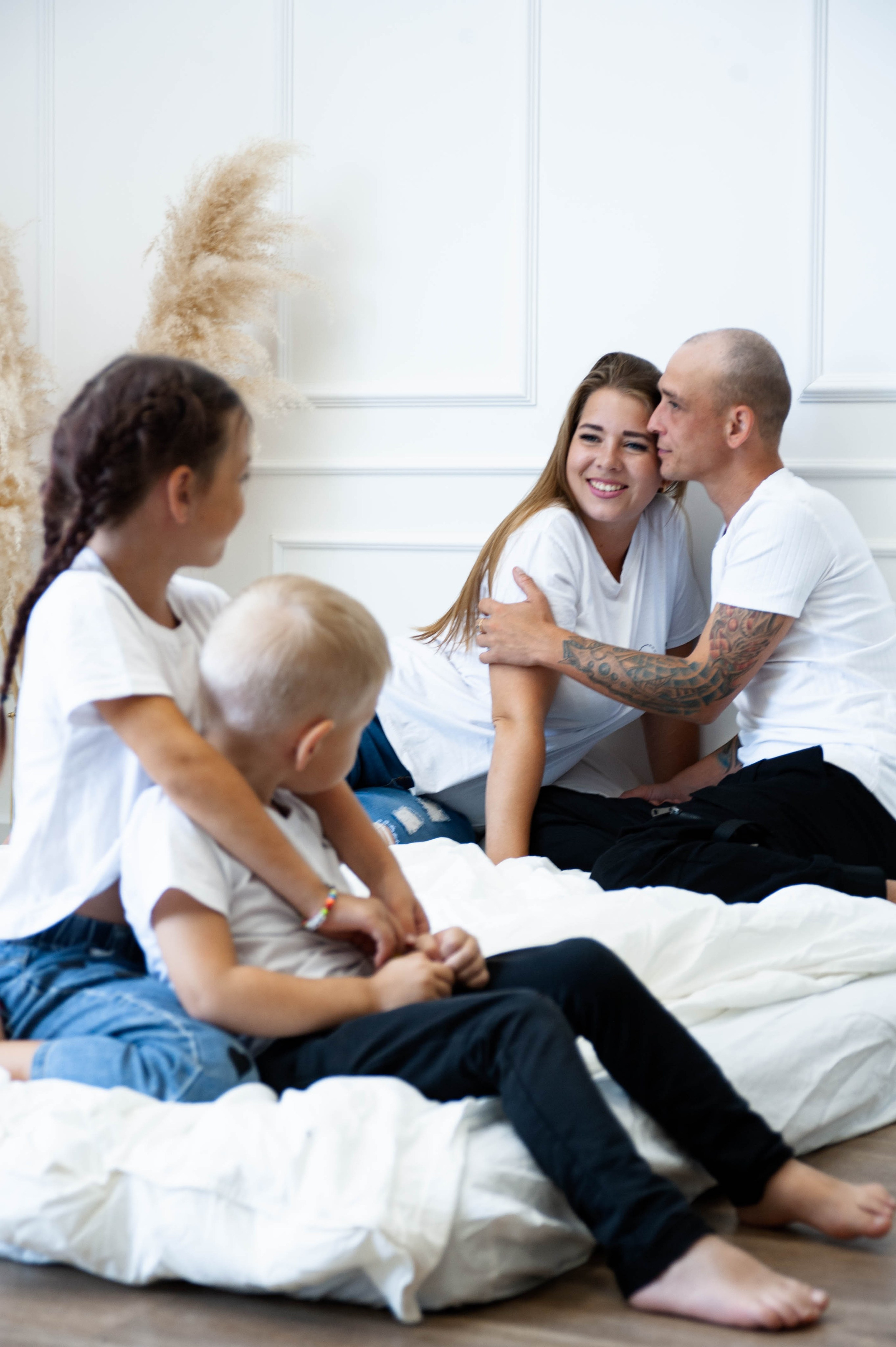 Family photo shoot в студии. Индивидуальные, семейные съёмки в Краснодарском крае-Фотограф Мария Б