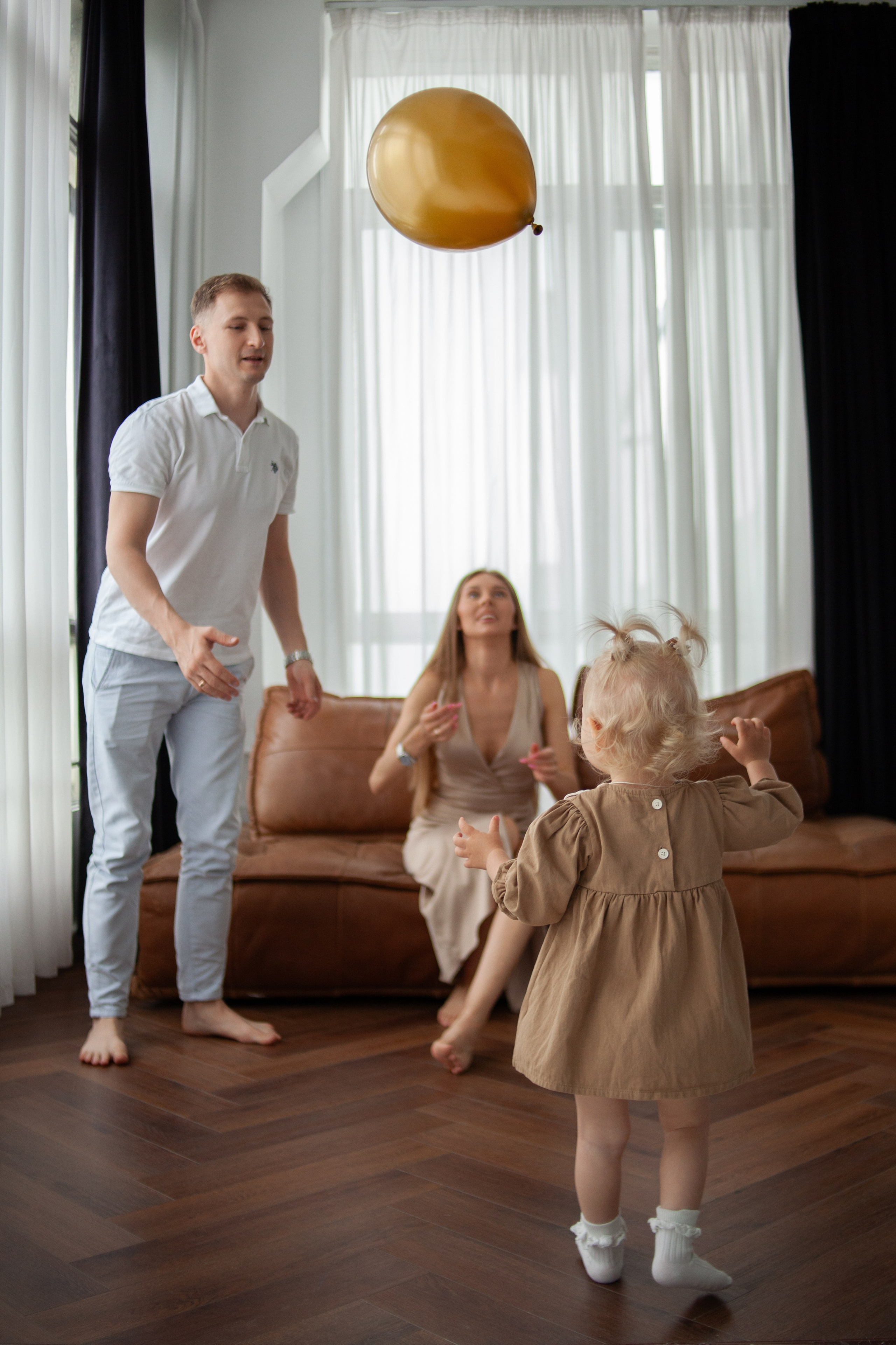 Варя и родители. Семейный фотограф Гульцовская Екатерина