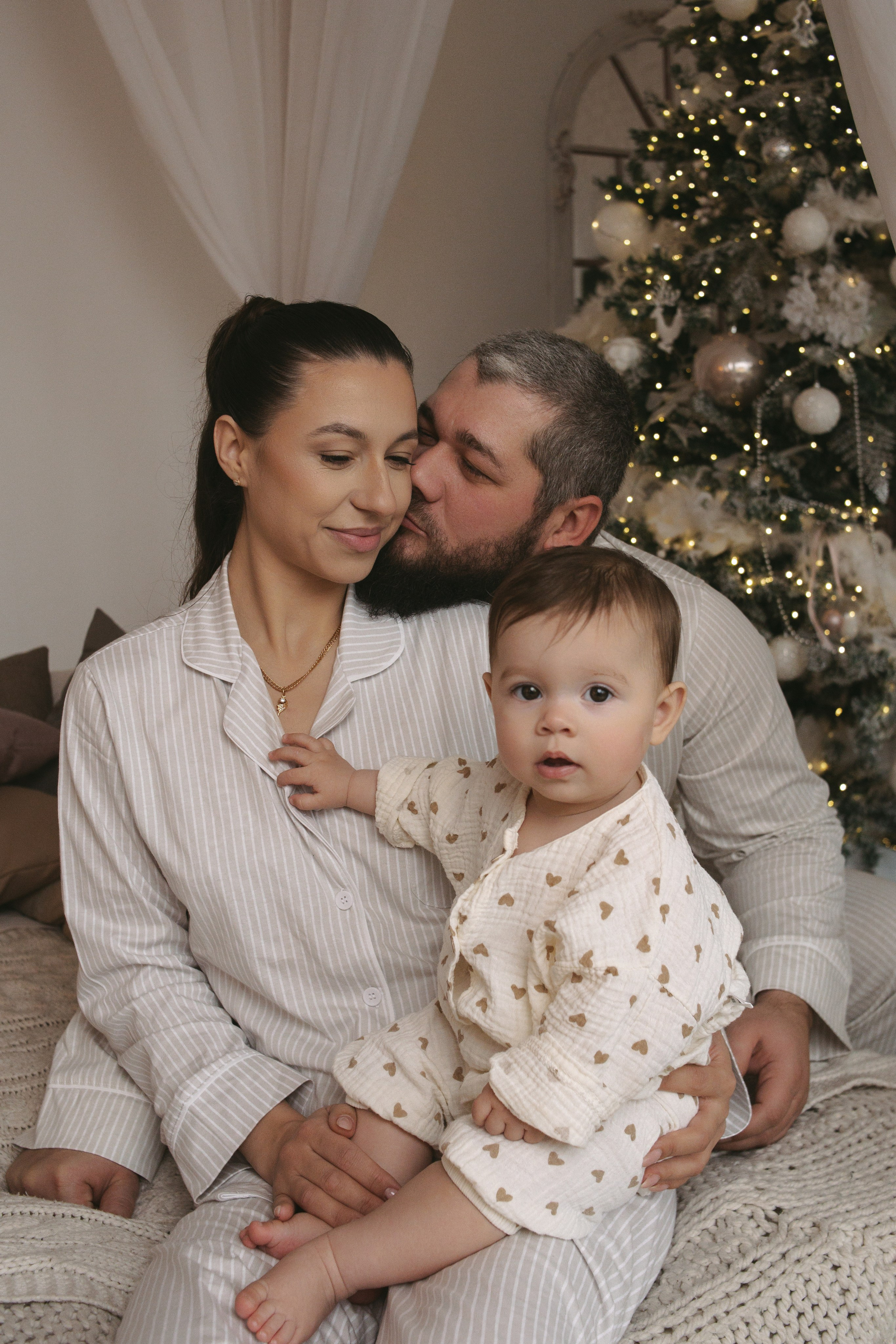 Ева и родители. Семейный фотограф Гульцовская Екатерина