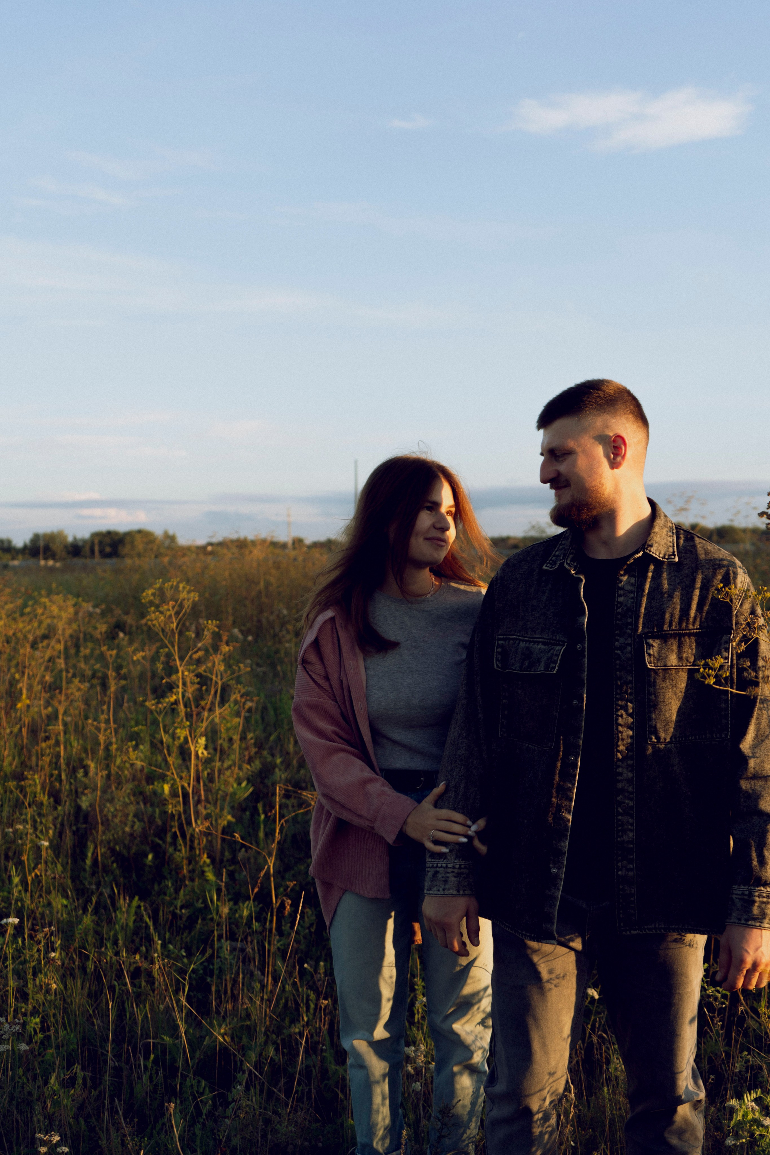 Аня и Рома, прогулка — Парная фотосессия на природе — Xeni Photography. Xeni Photography