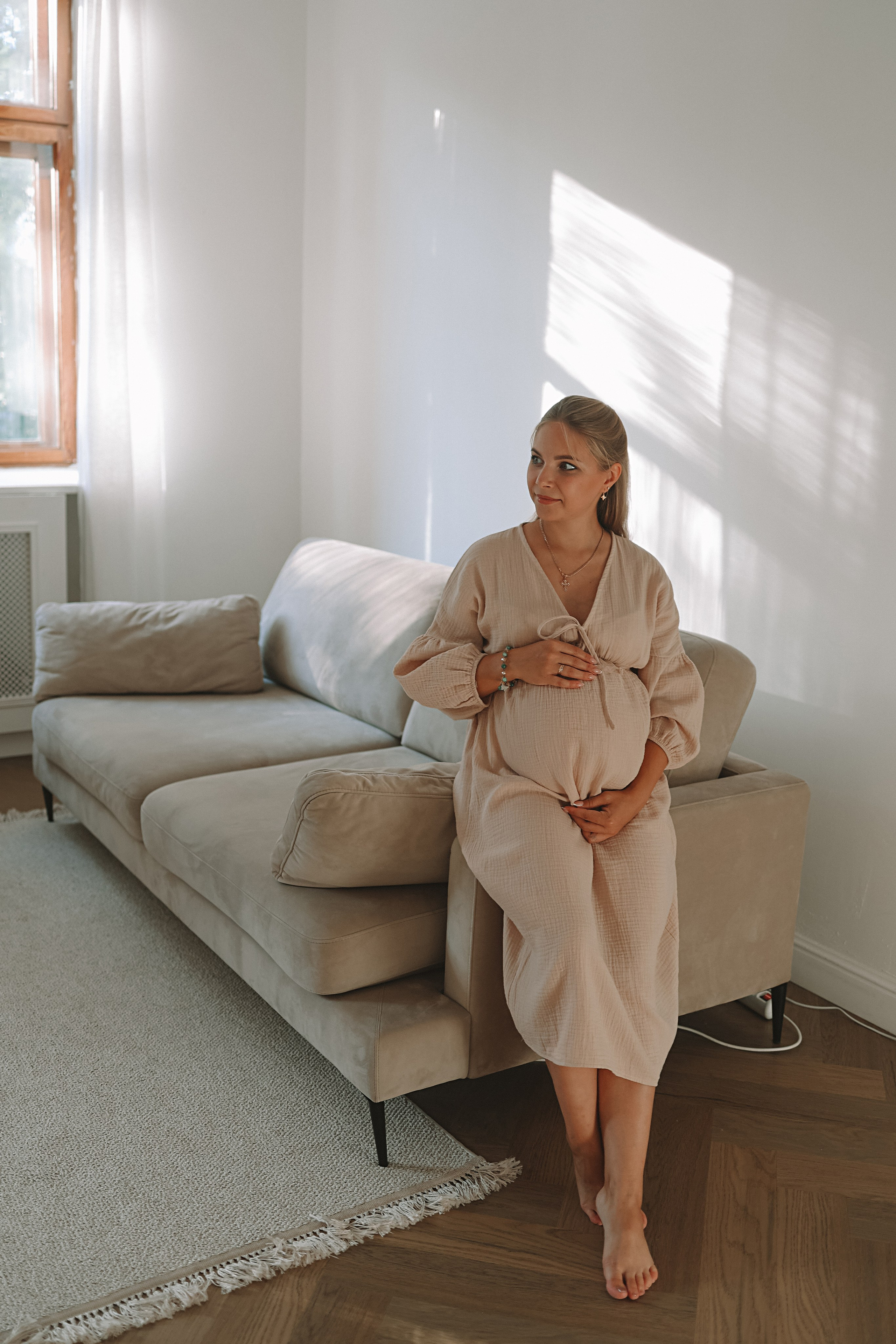 Квартира (беременность). Семейный фотограф Тюмень, фотограф на роды Салмина Мария