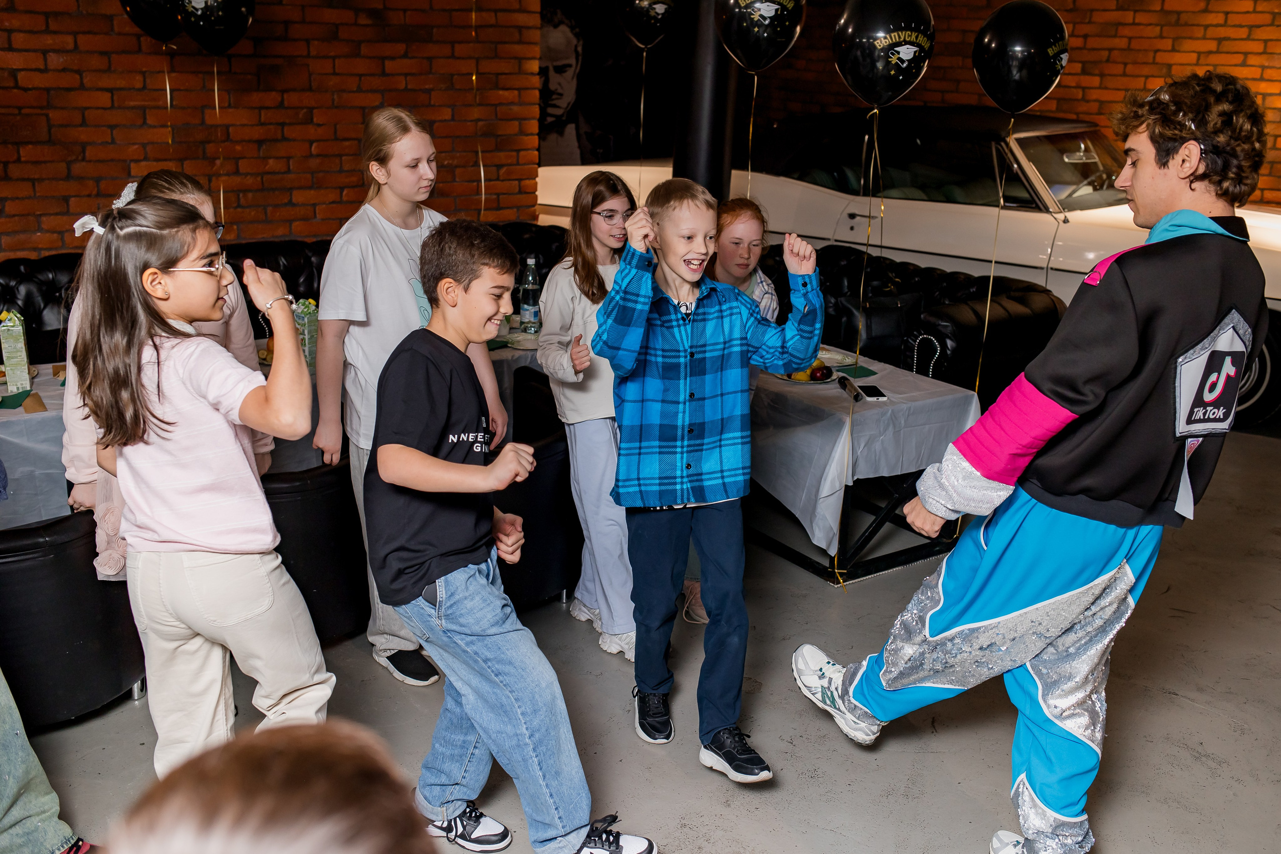 Выпускной 4 класс. Фотограф в Москве Авдеева Мария