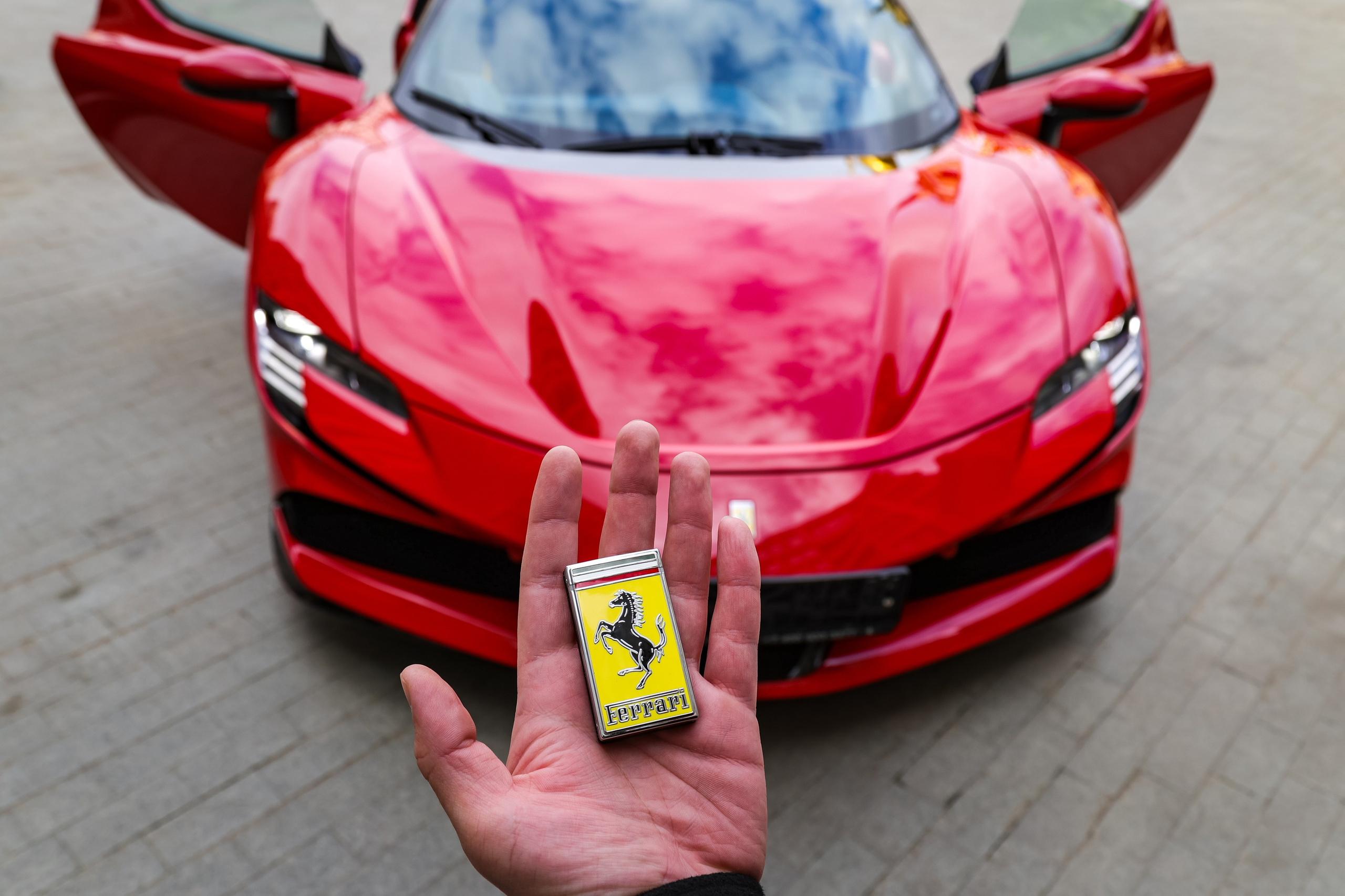 FERRARI SF90 STRADALE. Mixturecaptures