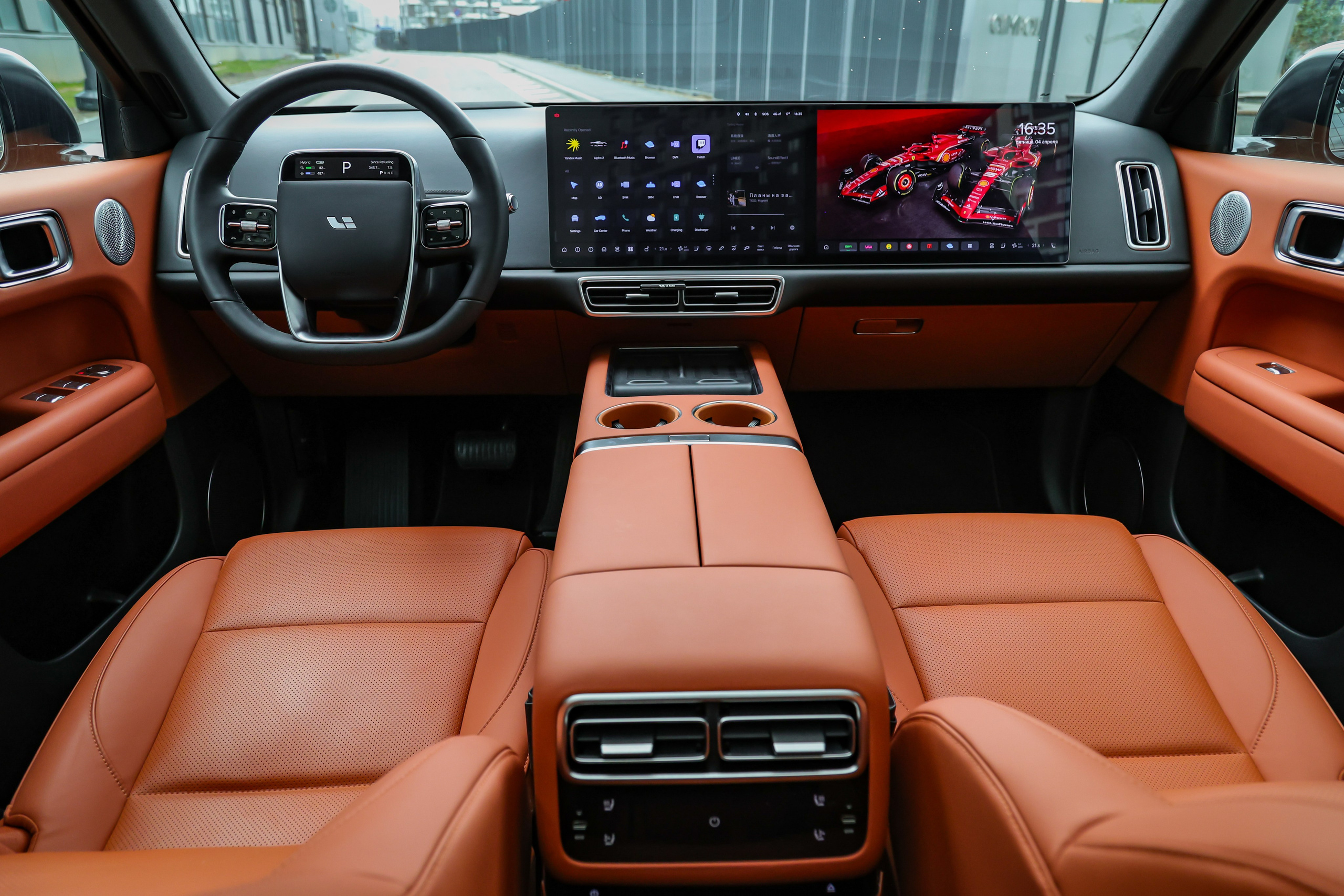 2024 LIXIANG L6. Mixturecaptures