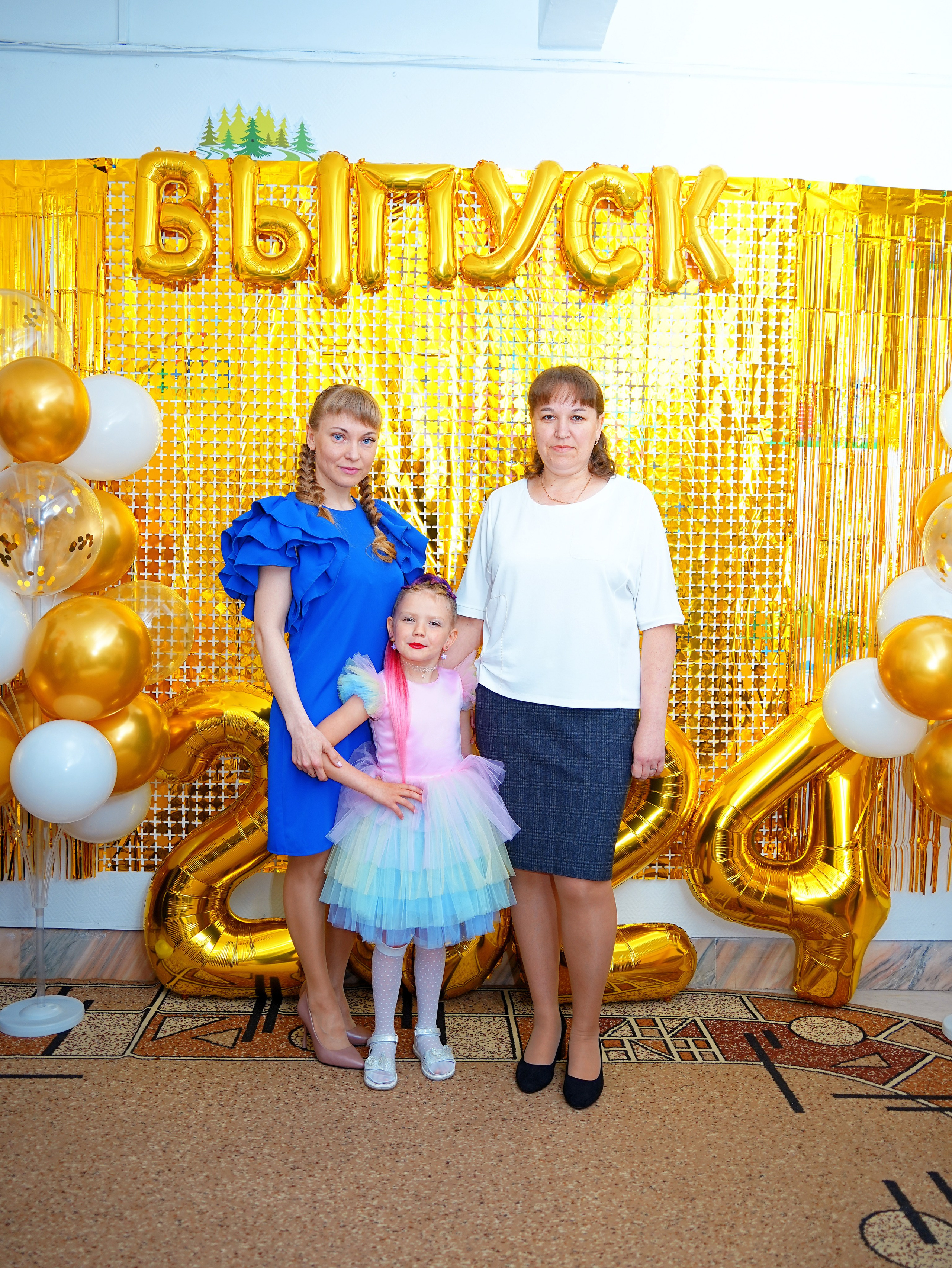 Фотосъемка видеосъёмка фотограф видеооператор новогодних утренников  в. Фотограф, видеооператор Нина Коршунова