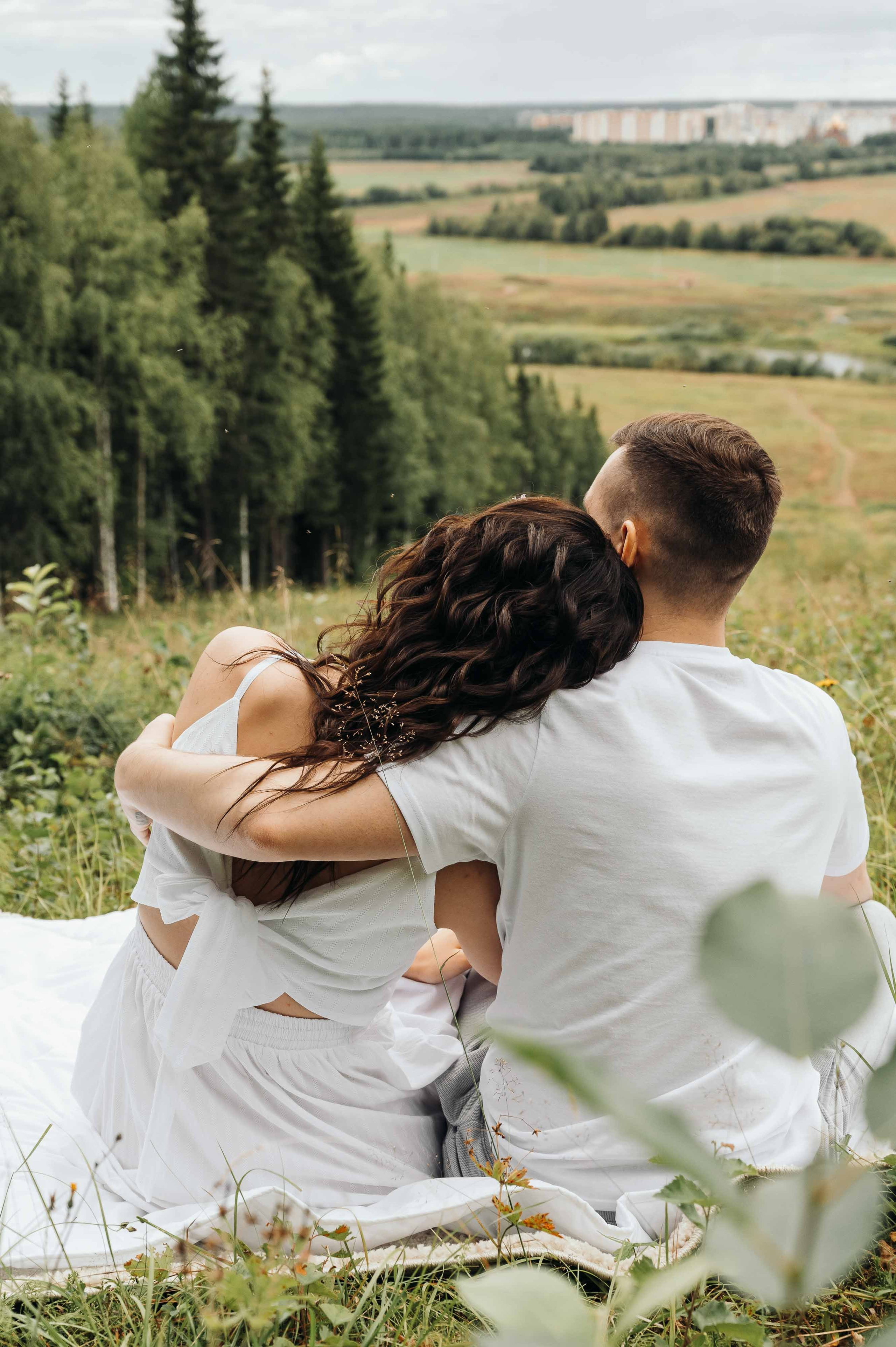 Свадебная фотосессия и прогулка на свежем воздухе. Свадебный и семейный фотограф в Котласе Никита Попов