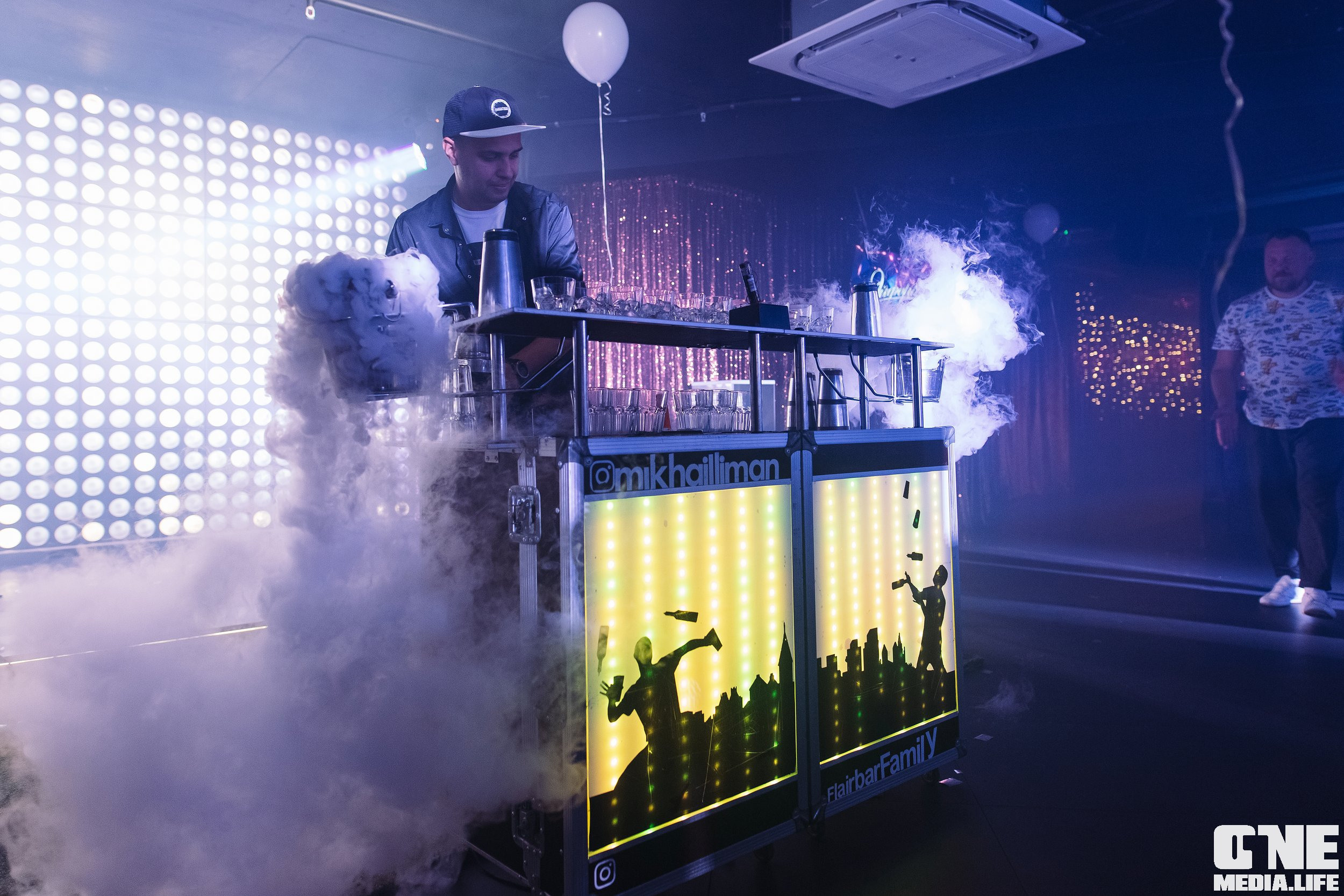 Фоторепортаж из караоке-клуба Эйфория. One Media Life: фоторепортажи, фотоотчеты с мероприятий и заведений