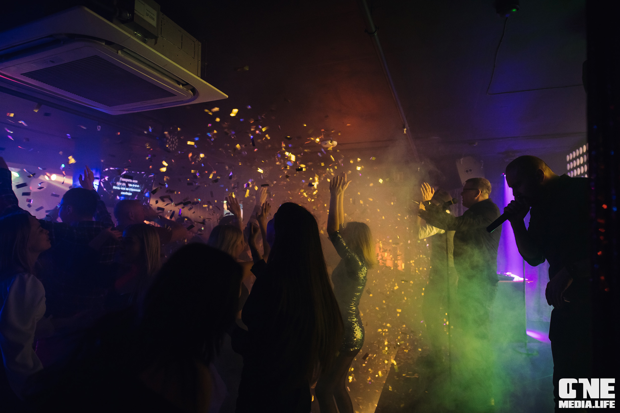 Фоторепортаж из караоке-клуба Эйфория. One Media Life: фоторепортажи, фотоотчеты с мероприятий и заведений