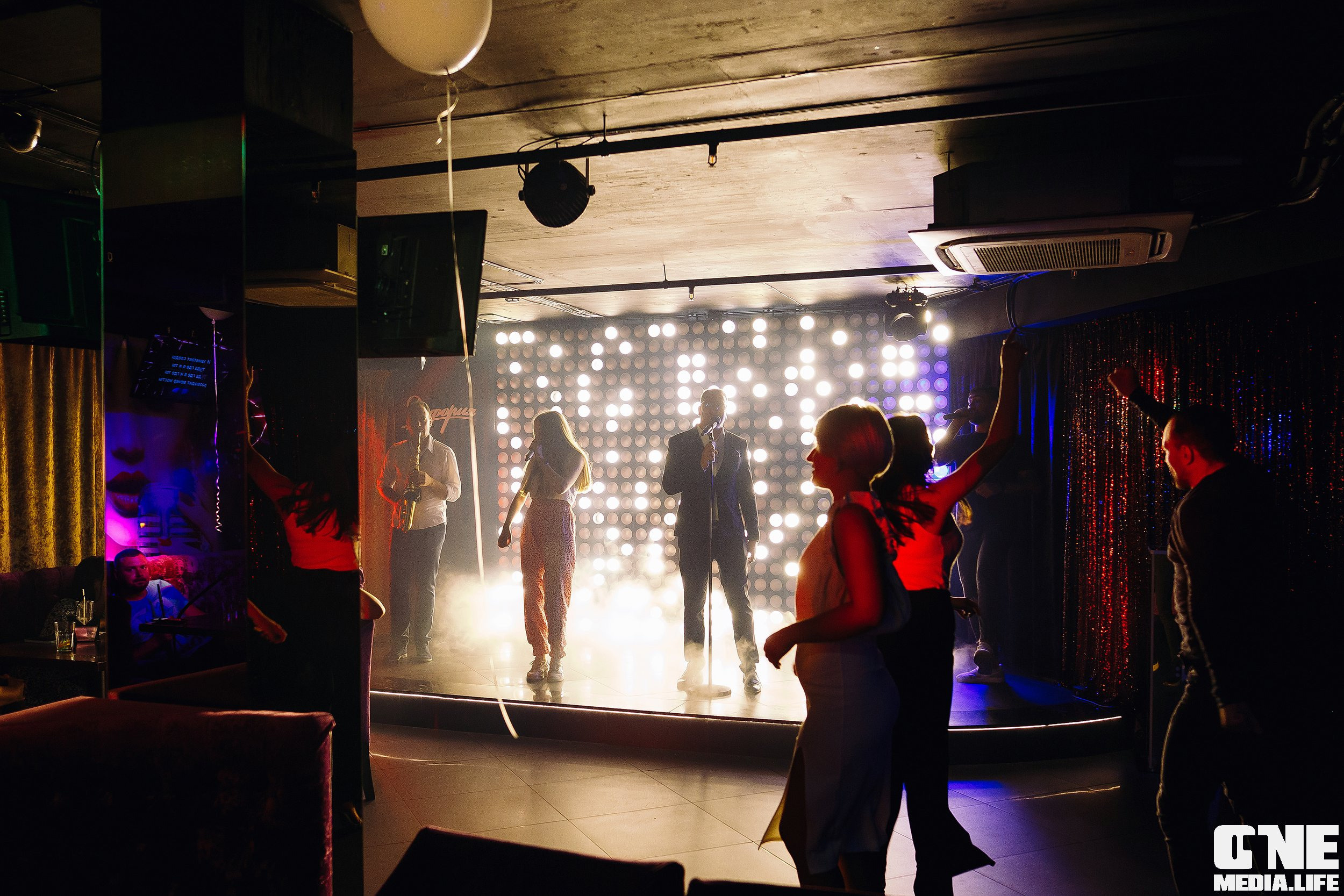 Фоторепортаж из караоке-клуба Эйфория. One Media Life: фоторепортажи, фотоотчеты с мероприятий и заведений