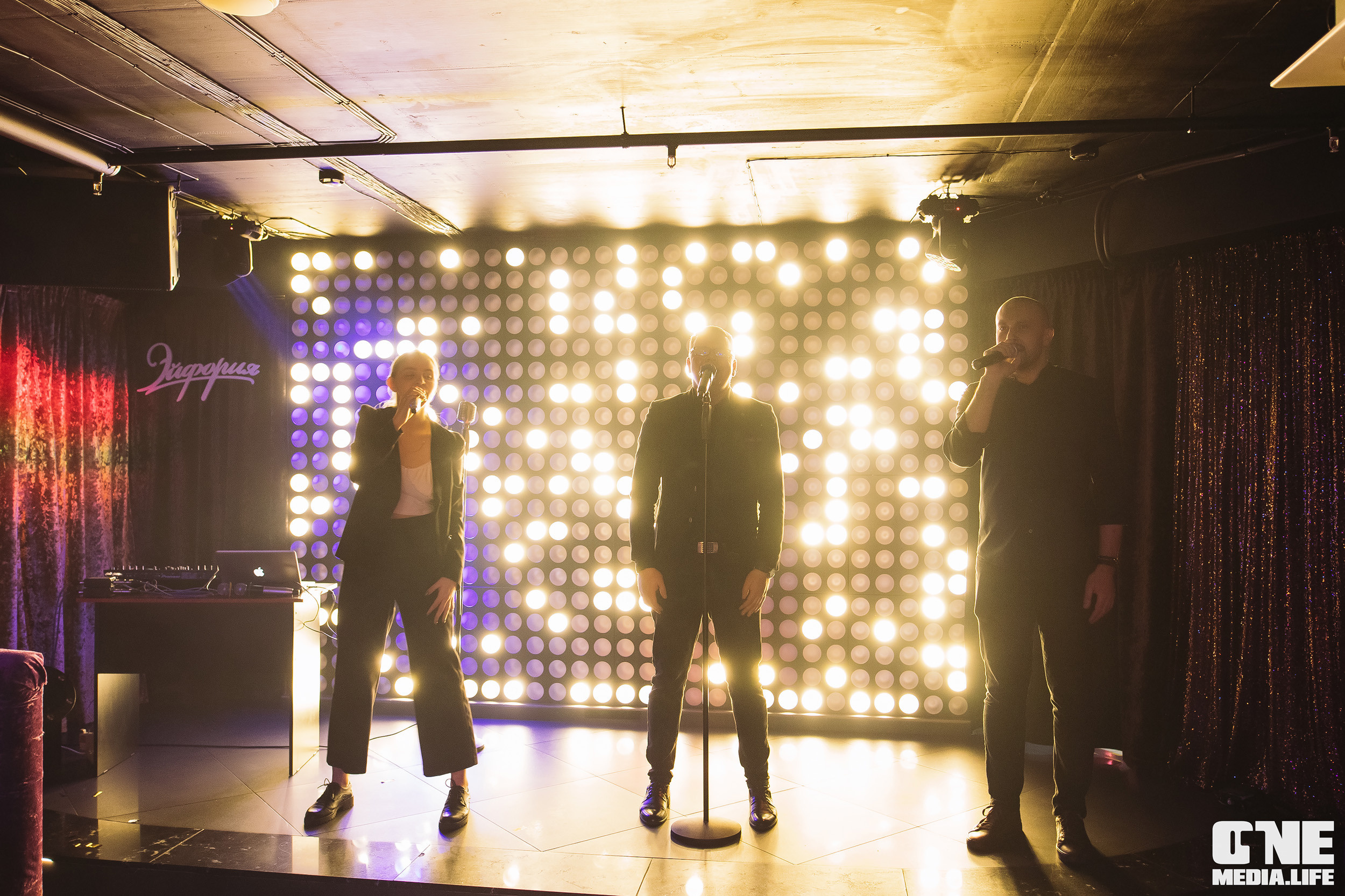 Фоторепортаж из караоке-клуба Эйфория. One Media Life: фоторепортажи, фотоотчеты с мероприятий и заведений
