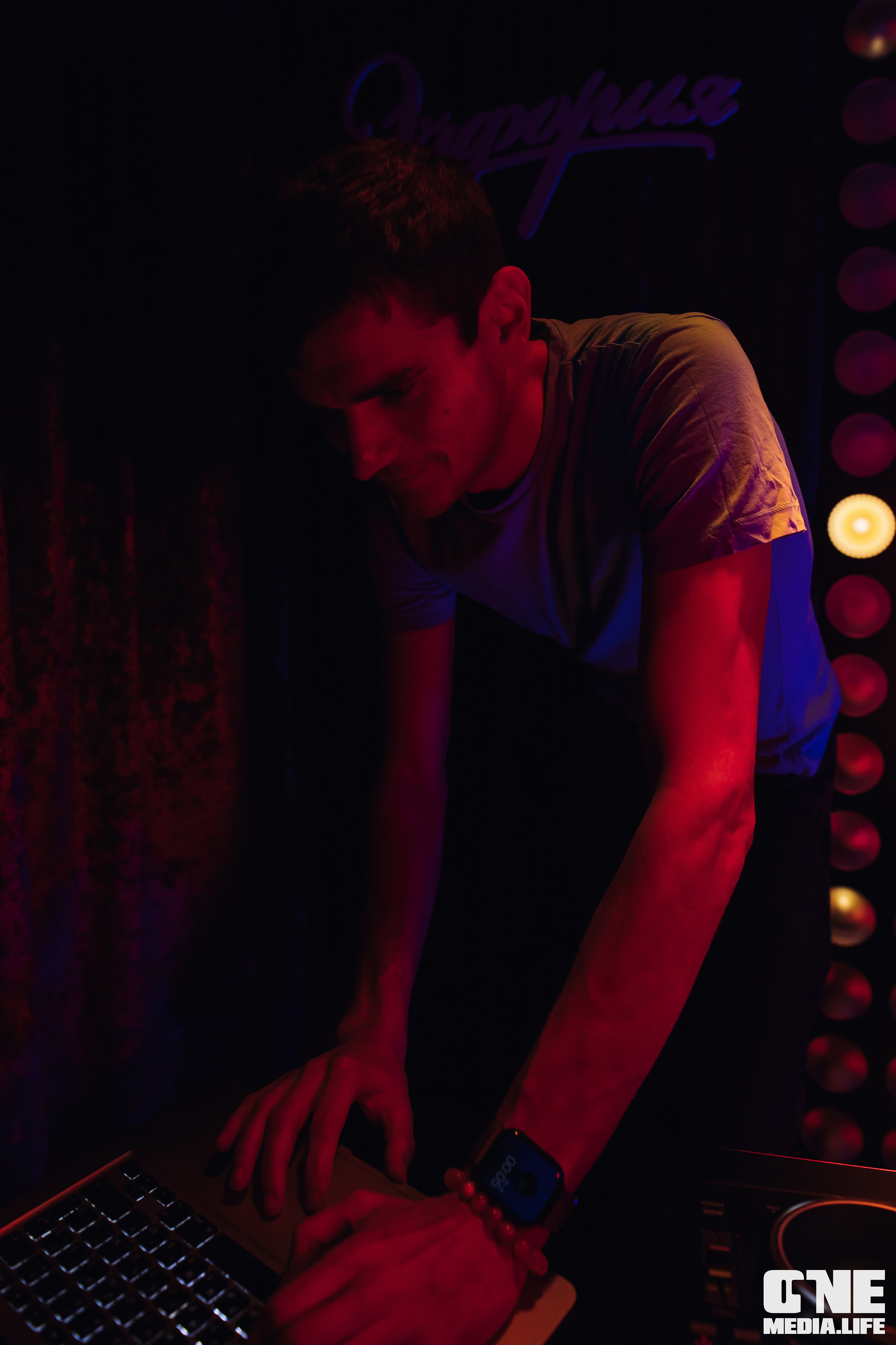 Фоторепортаж из караоке-клуба Эйфория. One Media Life: фоторепортажи, фотоотчеты с мероприятий и заведений