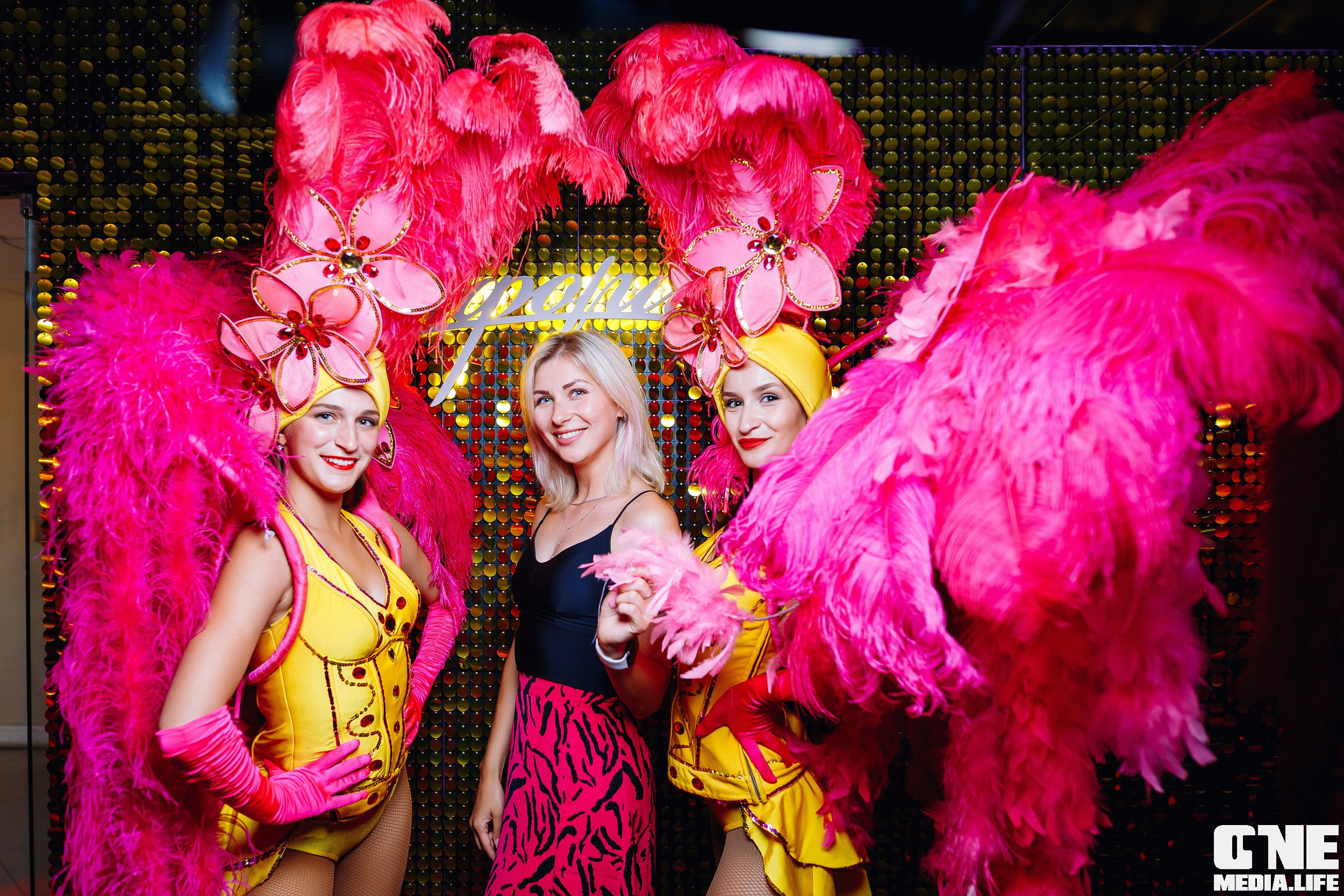 Фоторепортаж из караоке-клуба Эйфория. One Media Life: фоторепортажи, фотоотчеты с мероприятий и заведений