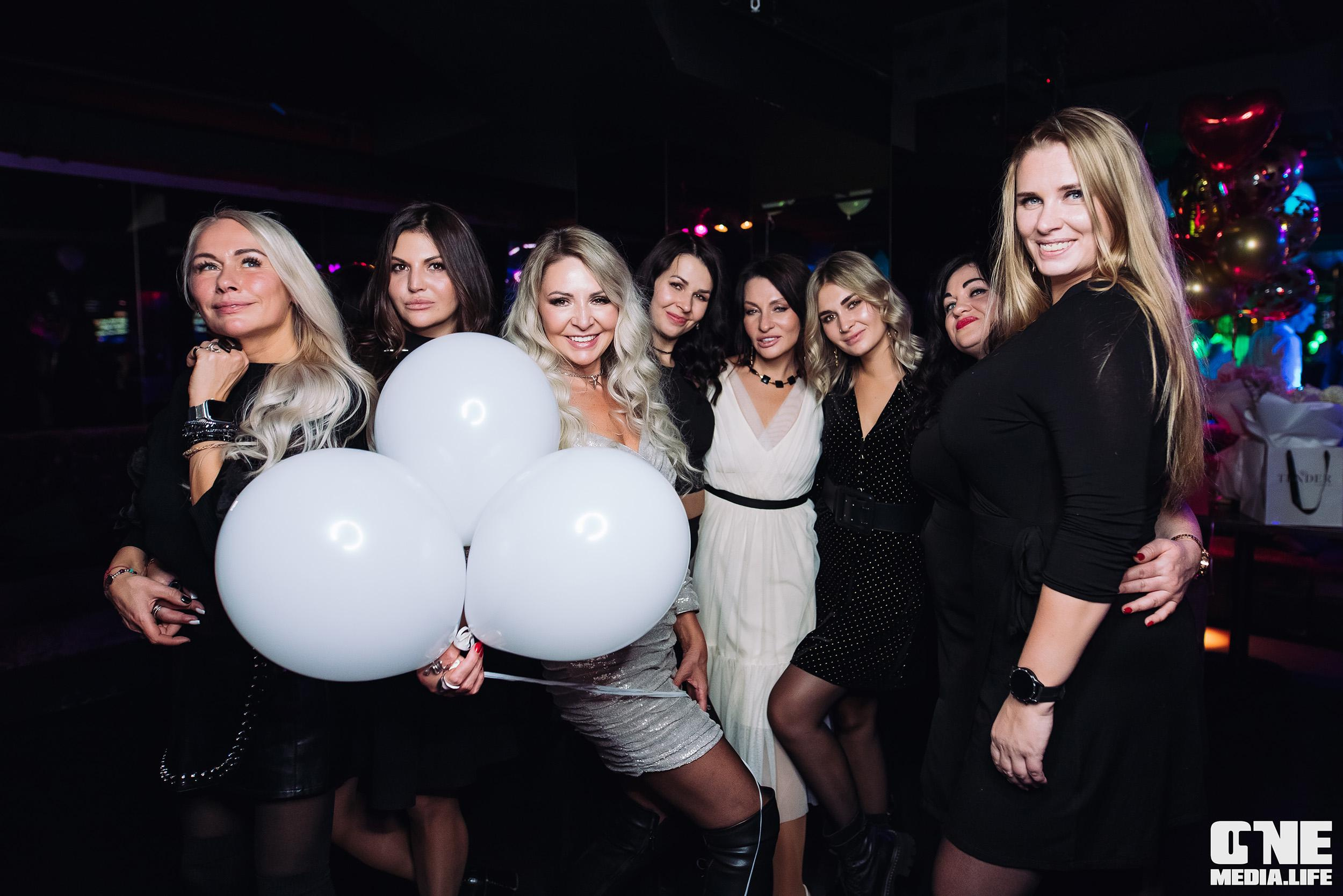 Фоторепортаж из караоке-клуба Эфория. One Media Life: фоторепортажи, фотоотчеты с мероприятий и заведений