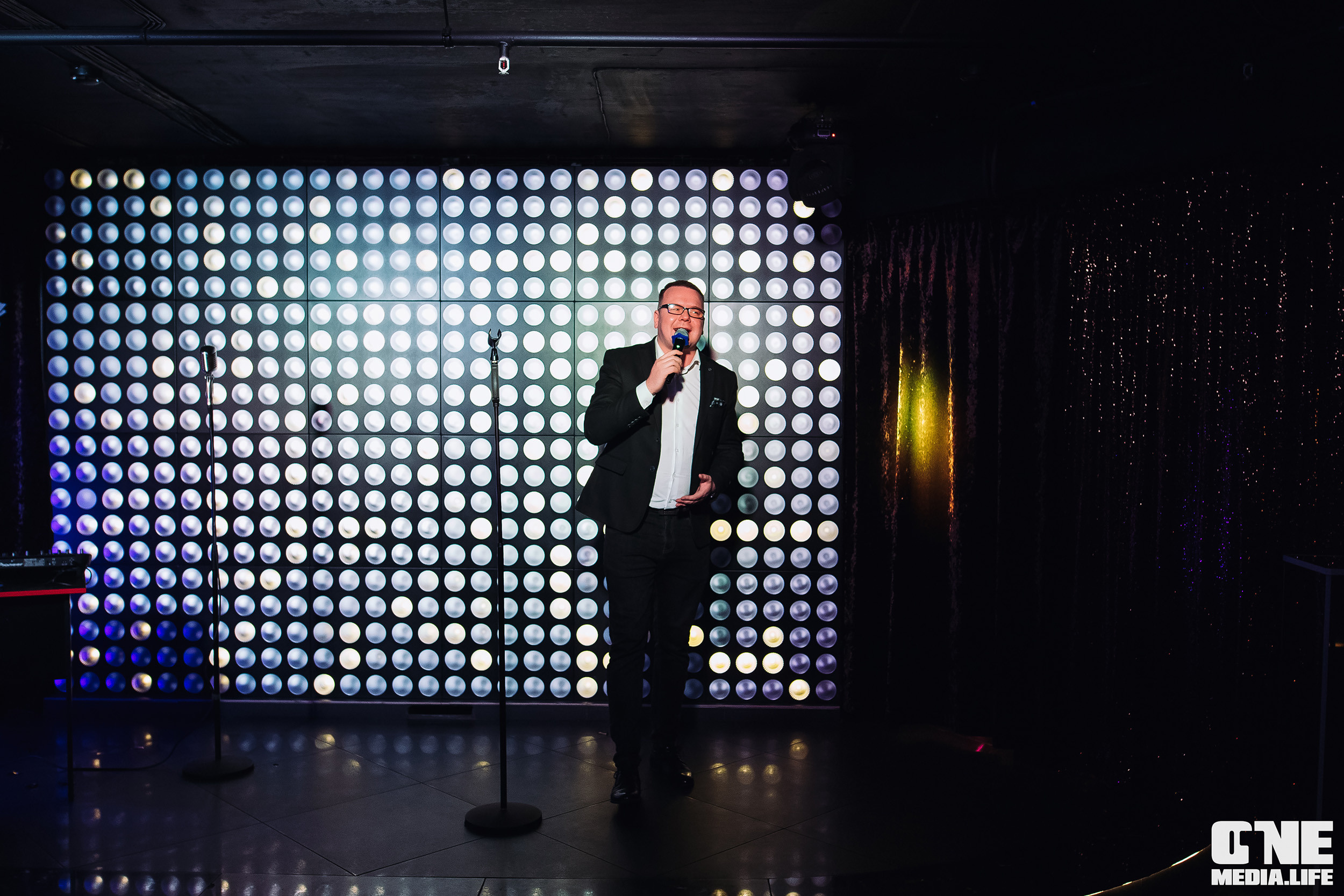 Фоторепортаж из караоке-клуба Эфория. One Media Life: фоторепортажи, фотоотчеты с мероприятий и заведений