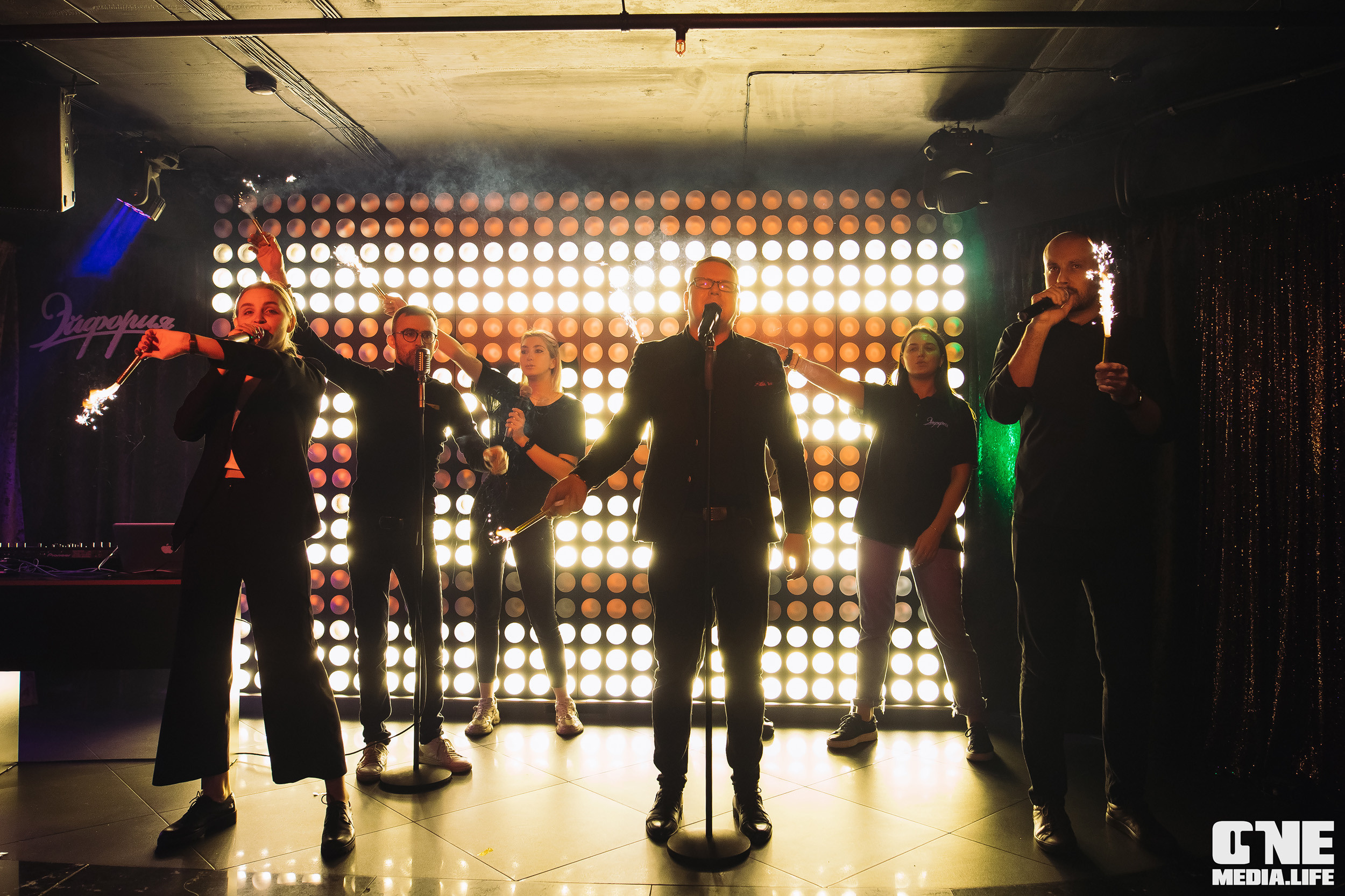 Фоторепортаж из караоке-клуба Эйфория. One Media Life: фоторепортажи, фотоотчеты с мероприятий и заведений