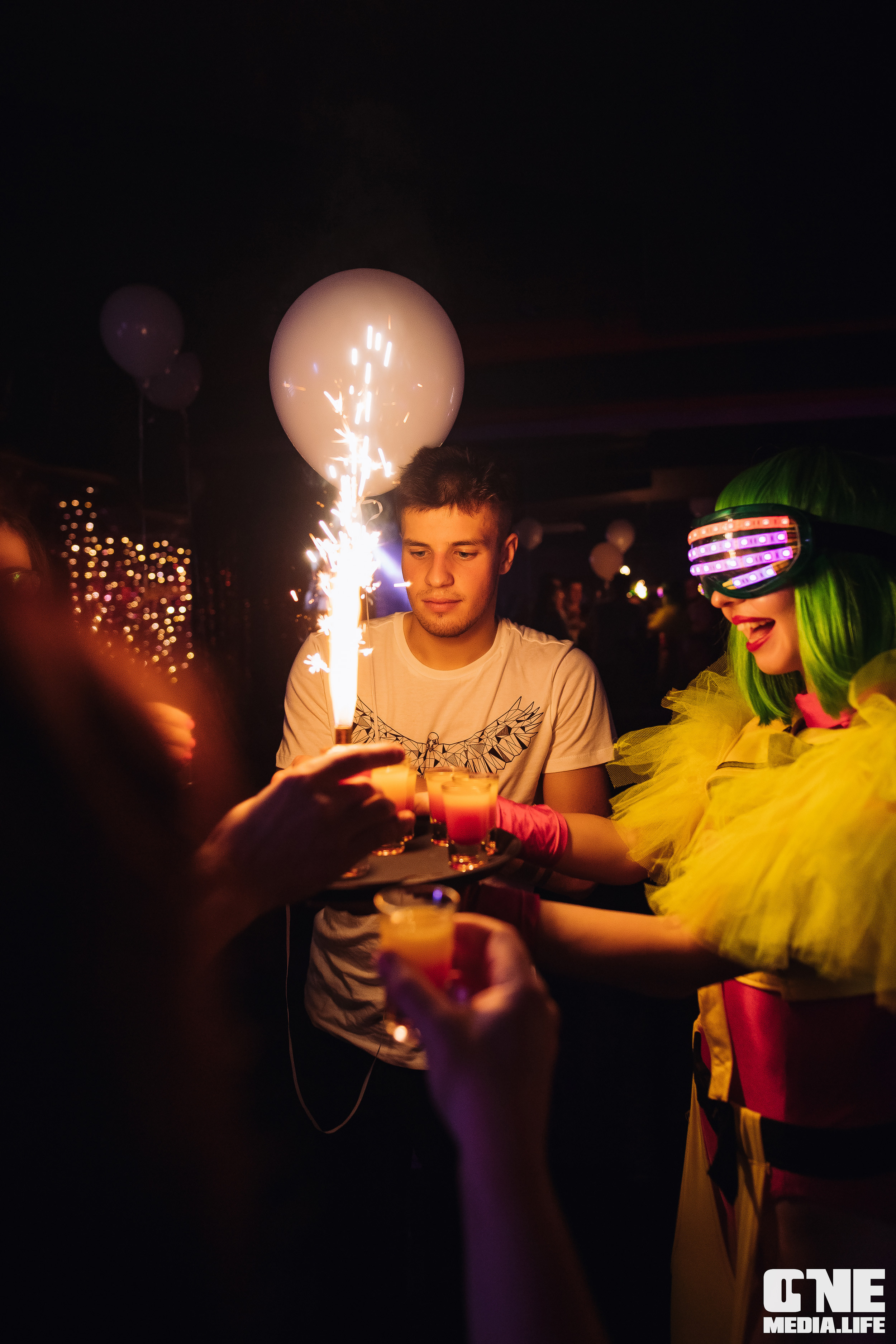 Фоторепортаж из караоке-клуба Эйфория. One Media Life: фоторепортажи, фотоотчеты с мероприятий и заведений