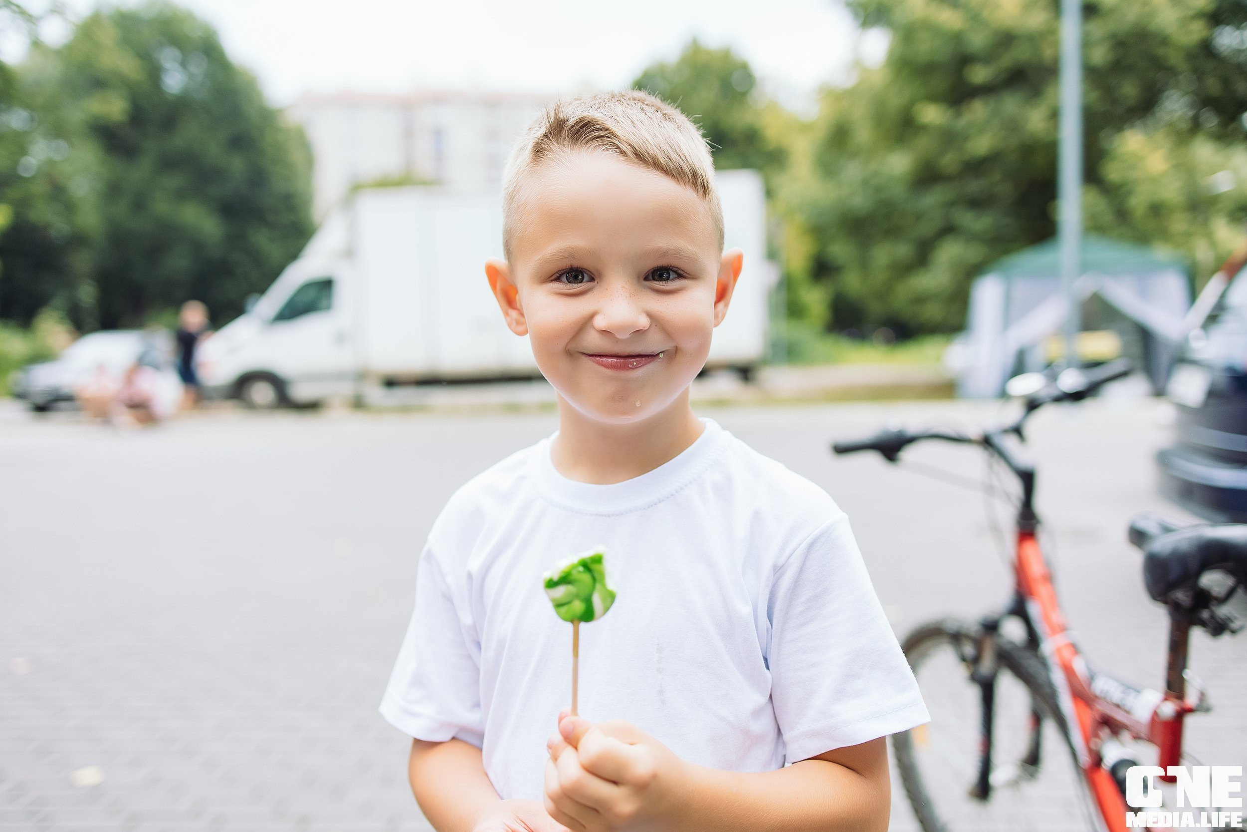 Фоторепортаж из Пятерочки. One Media Life: фоторепортажи, фотоотчеты с мероприятий и заведений