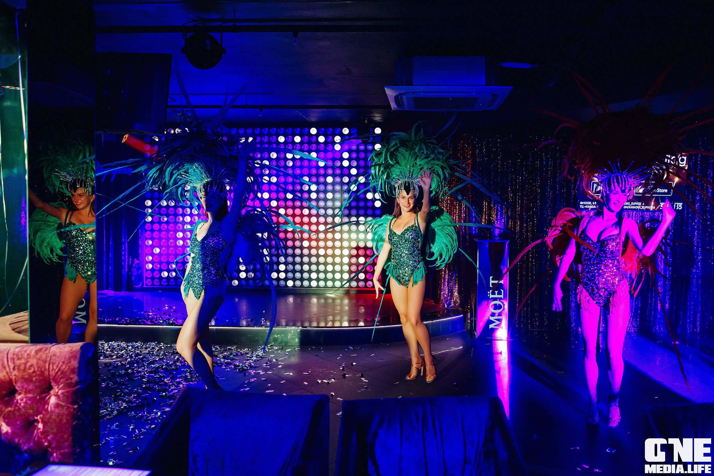 Фоторепортаж из караоке-клуба Эйфория. One Media Life: фоторепортажи, фотоотчеты с мероприятий и заведений