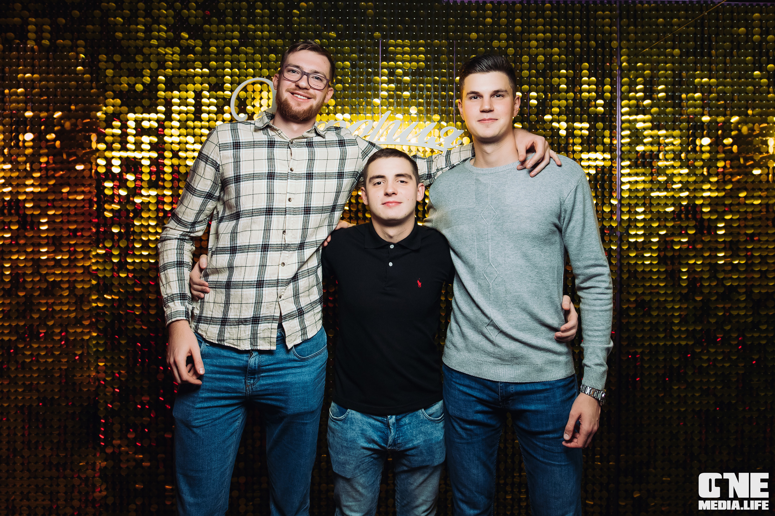 Фоторепортаж из караоке-клуба Эйфория. One Media Life: фоторепортажи, фотоотчеты с мероприятий и заведений