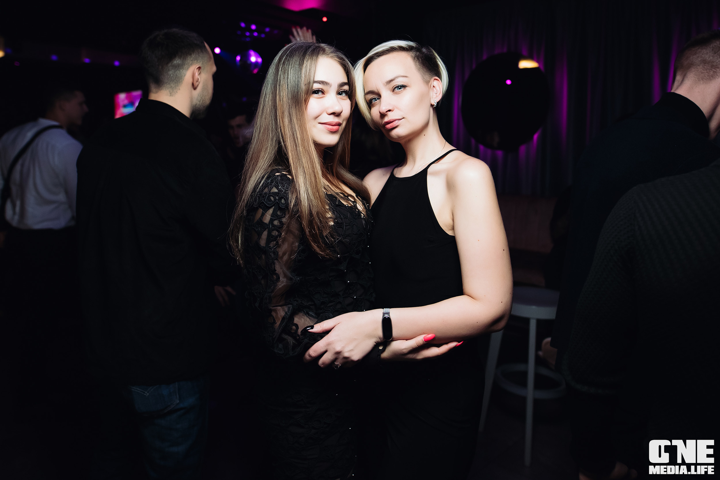 Фоторепортаж из диско бара Мираж. One Media Life: фоторепортажи, фотоотчеты с мероприятий и заведений