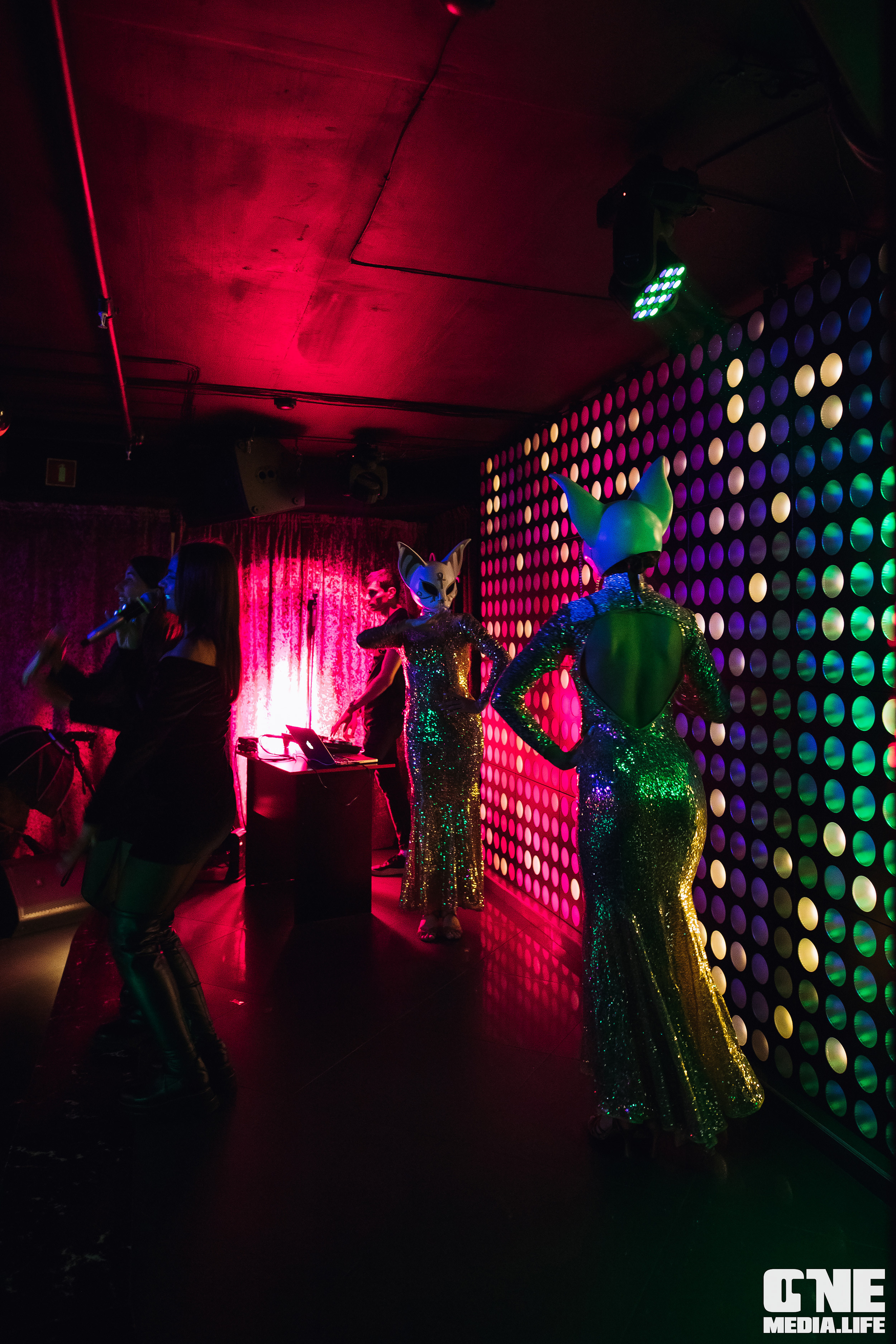 Фоторепортаж из караоке-клуба Эйфория. One Media Life: фоторепортажи, фотоотчеты с мероприятий и заведений