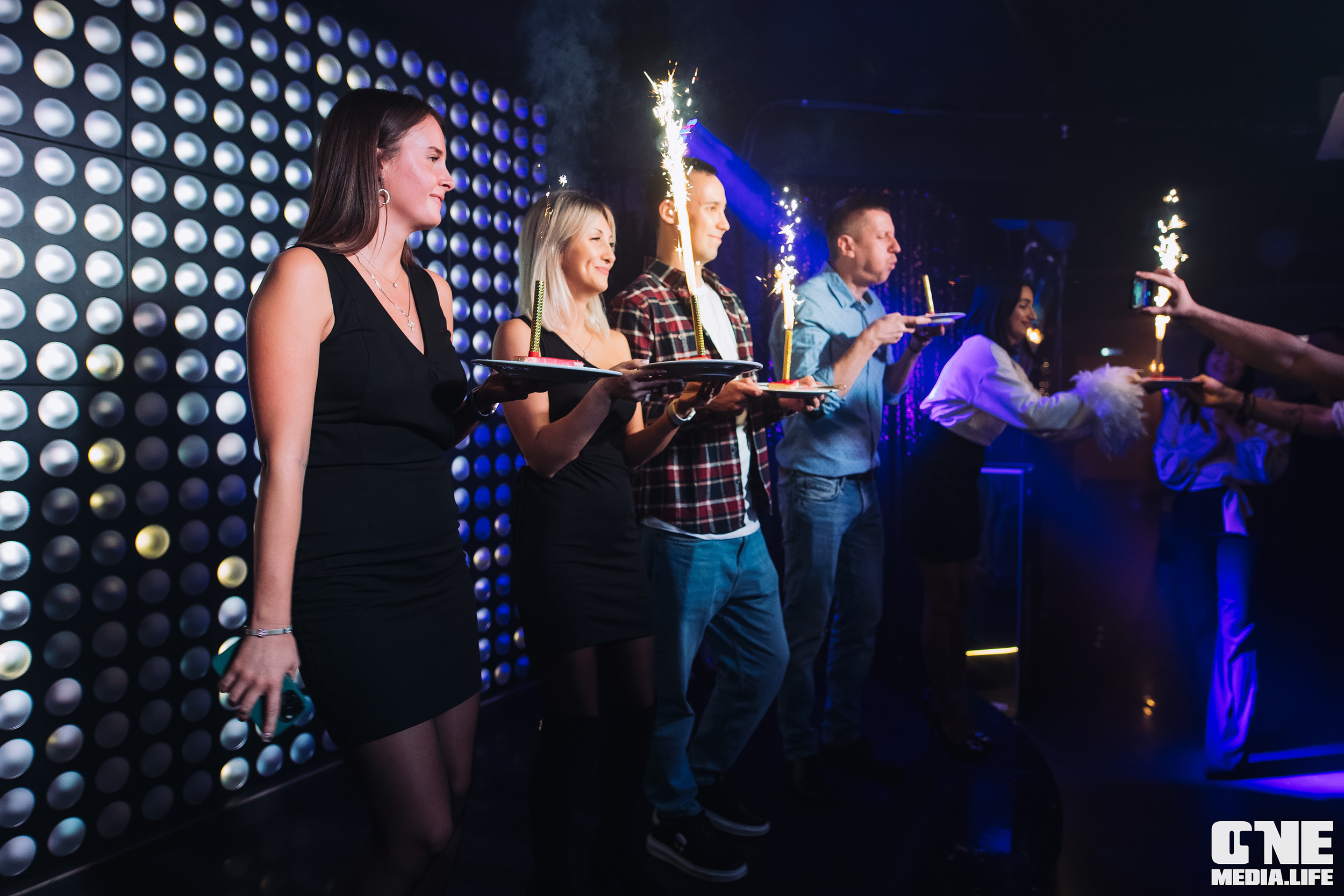 Фоторепортаж из караоке-клуба Эйфория. One Media Life: фоторепортажи, фотоотчеты с мероприятий и заведений