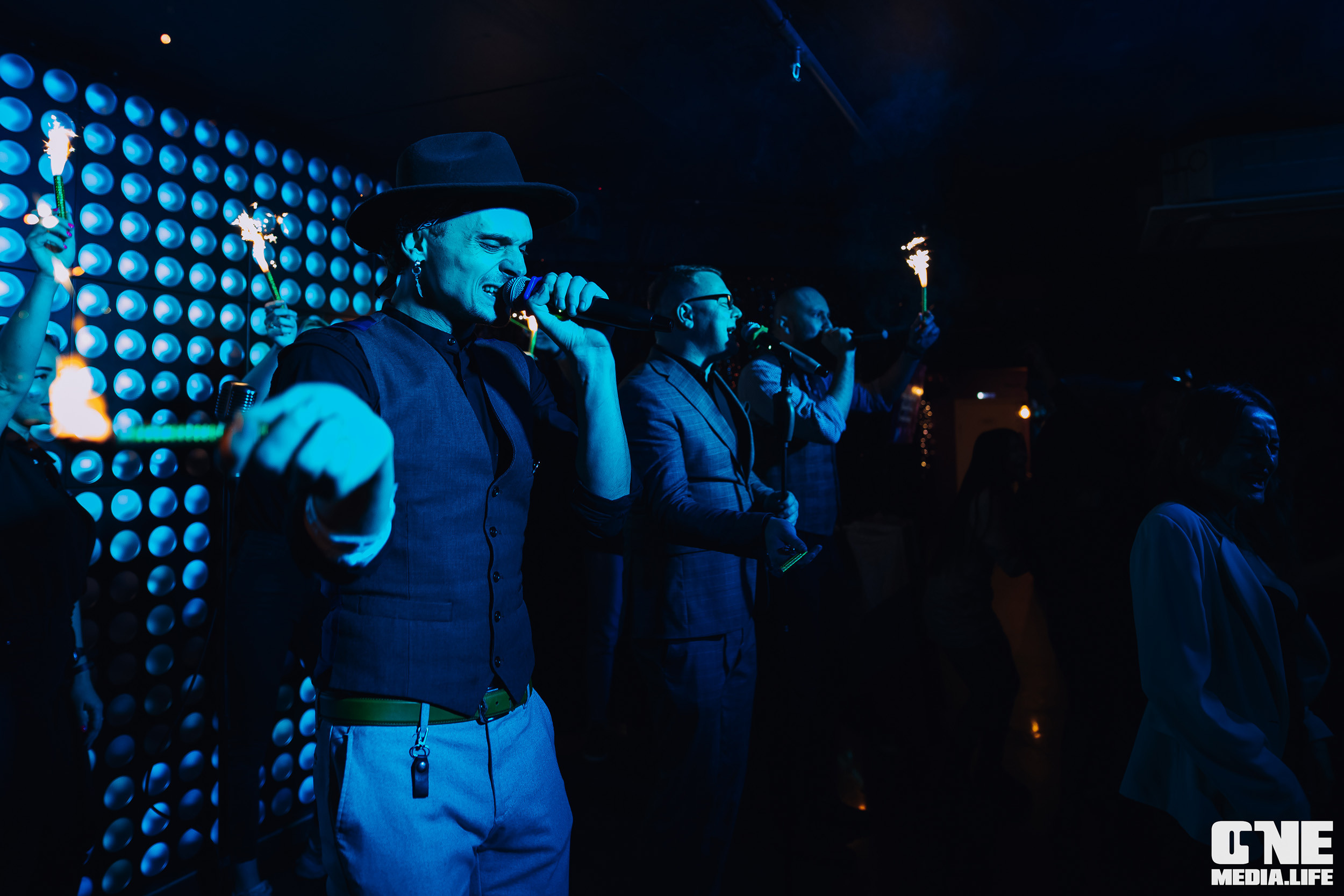 Фоторепортаж из караоке-клуба Эйфория. One Media Life: фоторепортажи, фотоотчеты с мероприятий и заведений