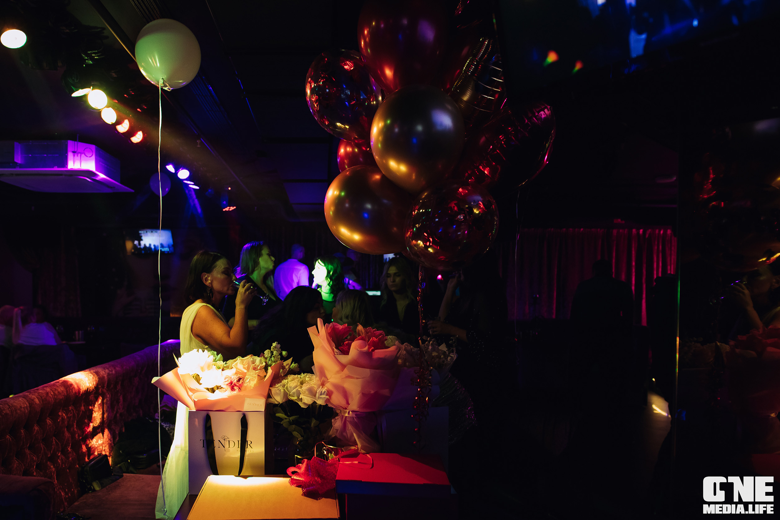Фоторепортаж из караоке-клуба Эфория. One Media Life: фоторепортажи, фотоотчеты с мероприятий и заведений