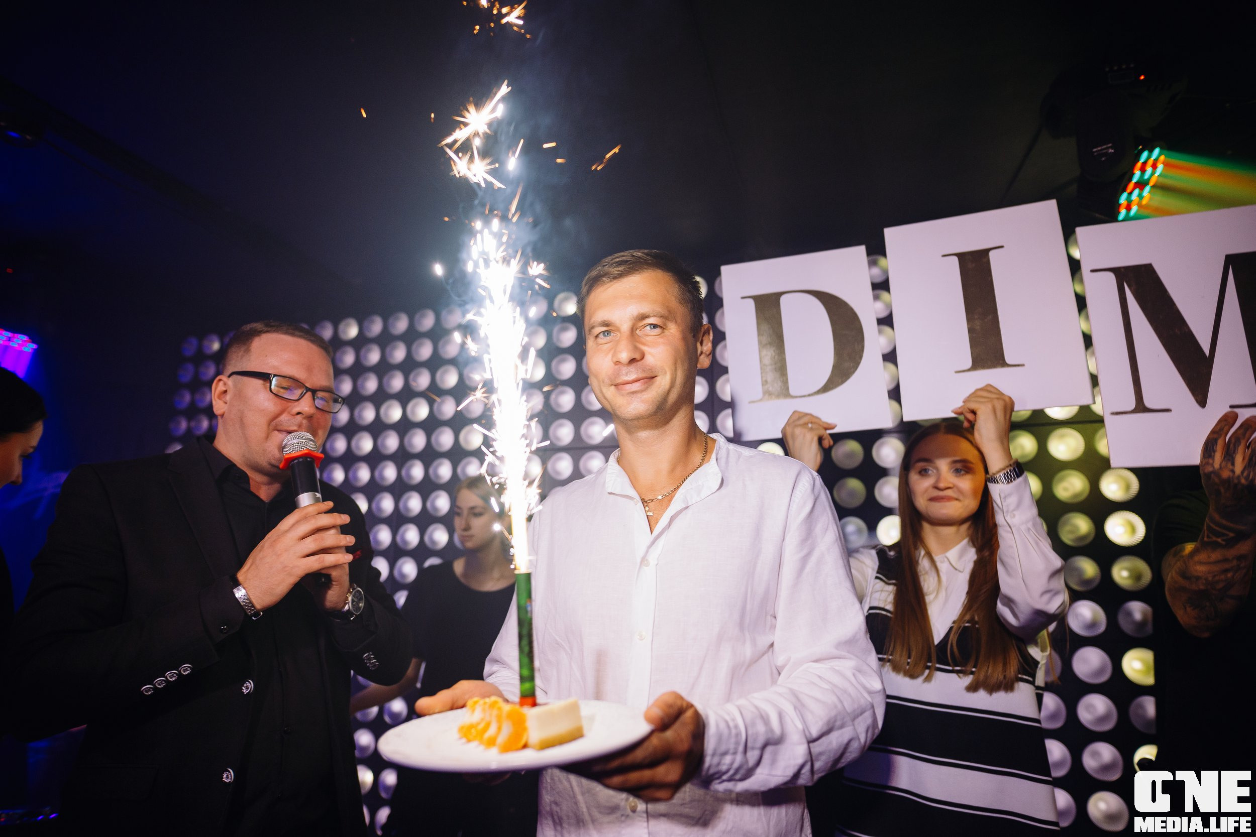 Фоторепортаж из караоке-клубе Эйфория. One Media Life: фоторепортажи, фотоотчеты с мероприятий и заведений