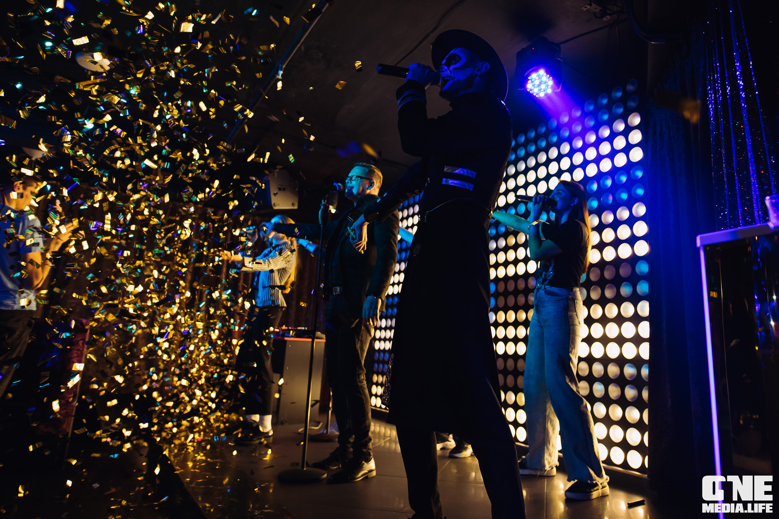 Фоторепортаж из караоке-клуба Эйфория. One Media Life: фоторепортажи, фотоотчеты с мероприятий и заведений