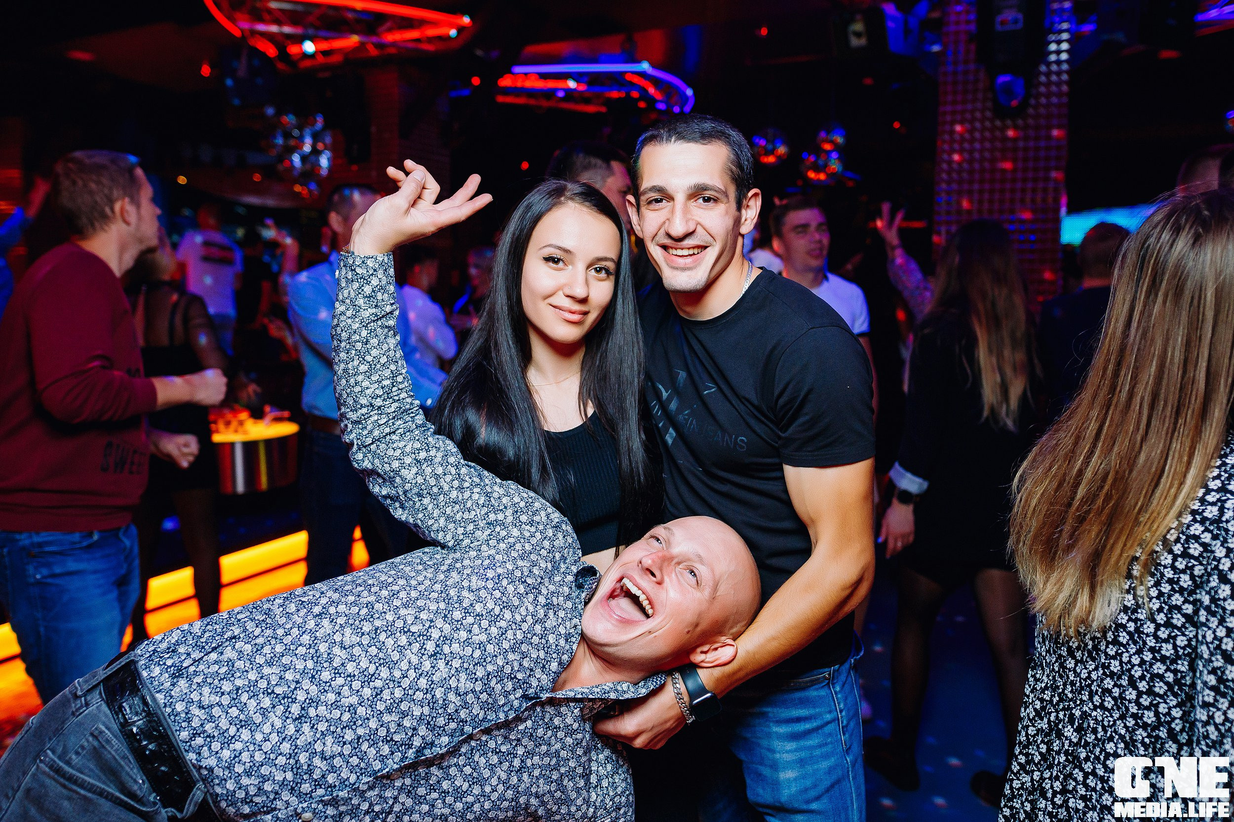 Фоторепортаж из ночного клуба Планета. One Media Life: фоторепортажи, фотоотчеты с мероприятий и заведений