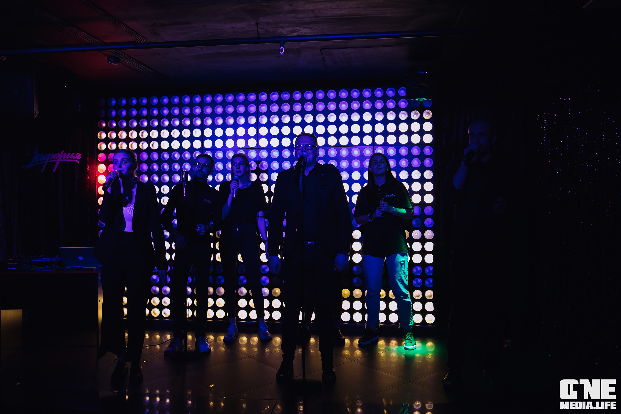 Фоторепортаж из караоке-клуба Эйфория. One Media Life: фоторепортажи, фотоотчеты с мероприятий и заведений