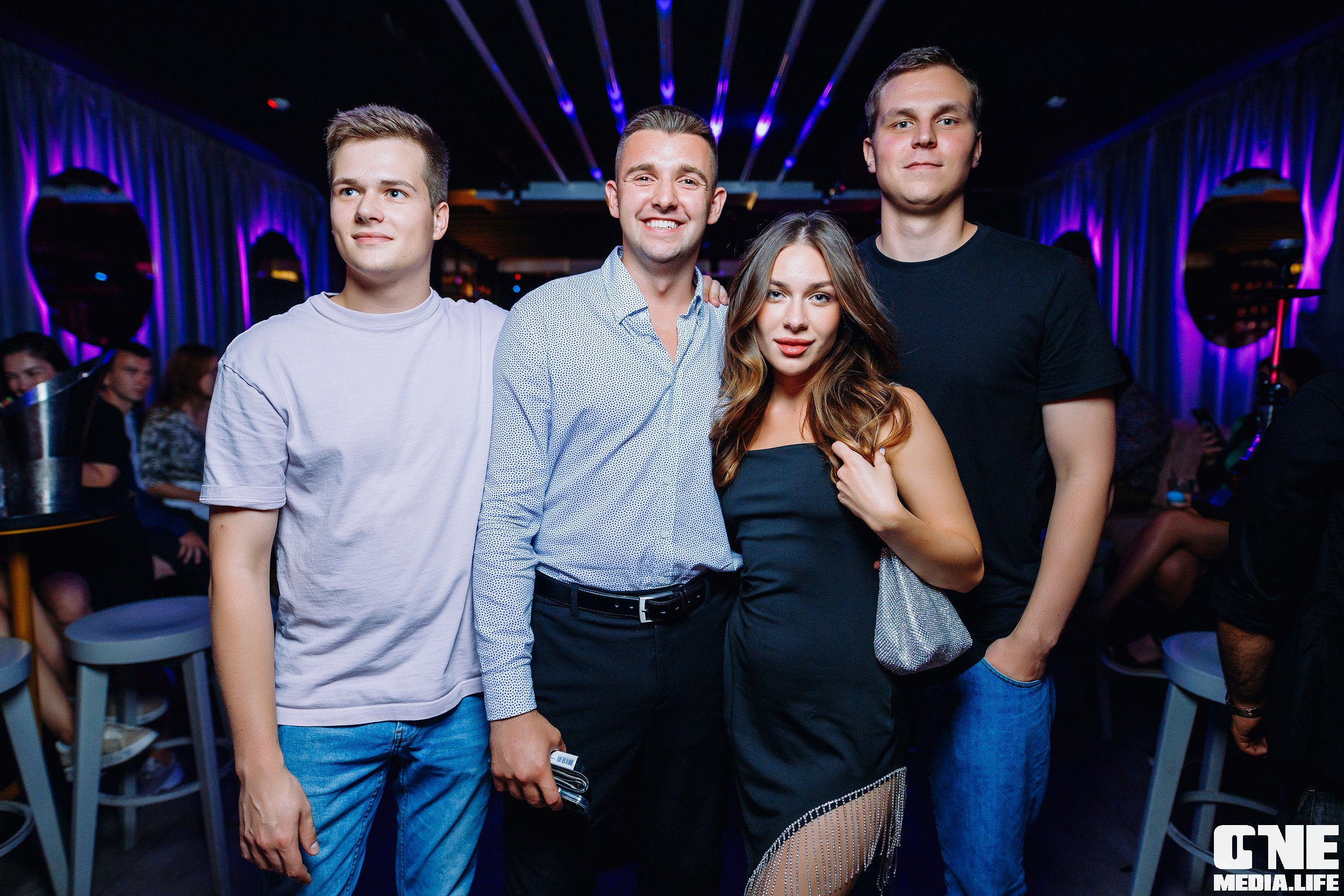 Фоторепортаж из Mirage Disco Bar. One Media Life: фоторепортажи, фотоотчеты с мероприятий и заведений