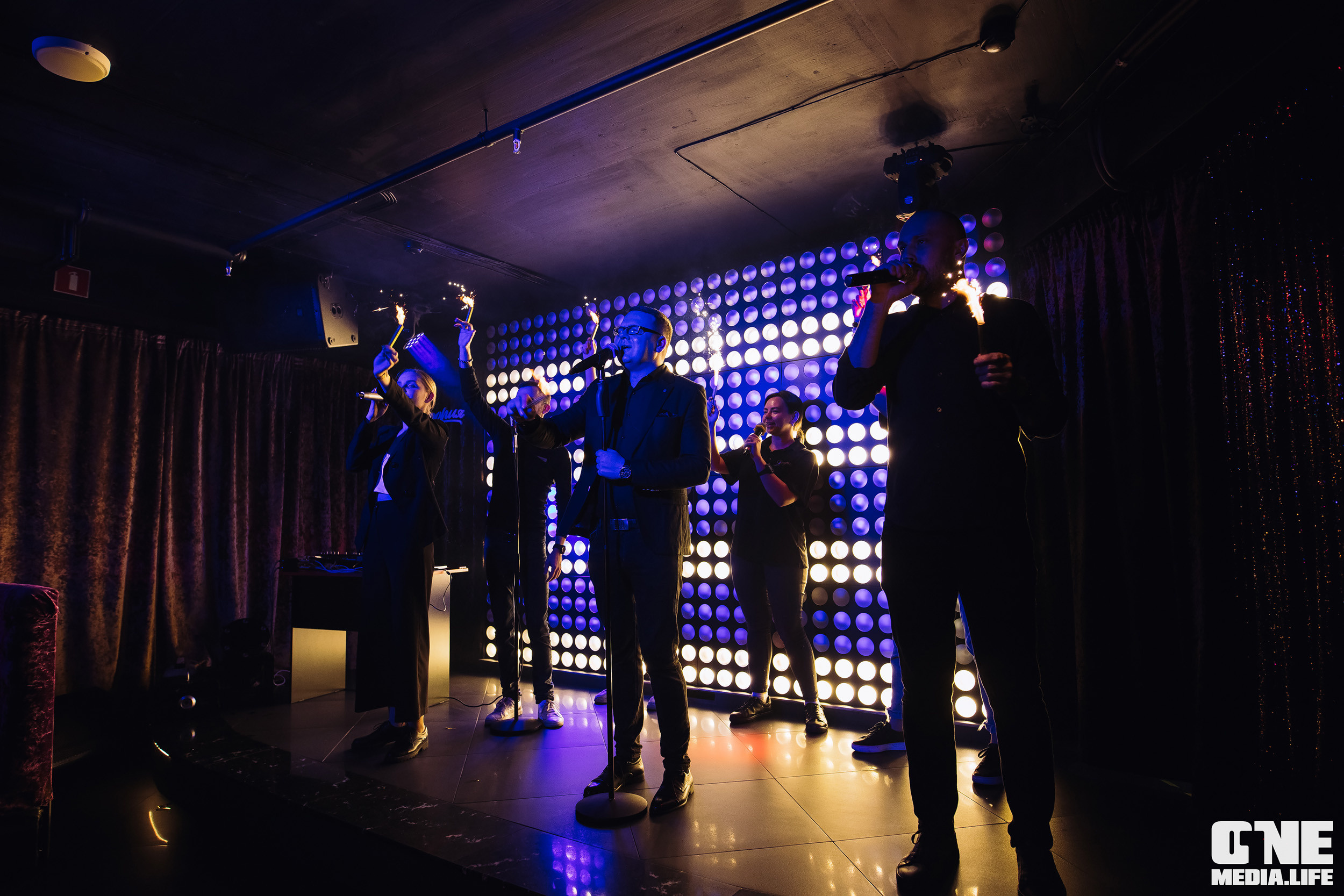 Фоторепортаж из караоке-клуба Эйфория. One Media Life: фоторепортажи, фотоотчеты с мероприятий и заведений
