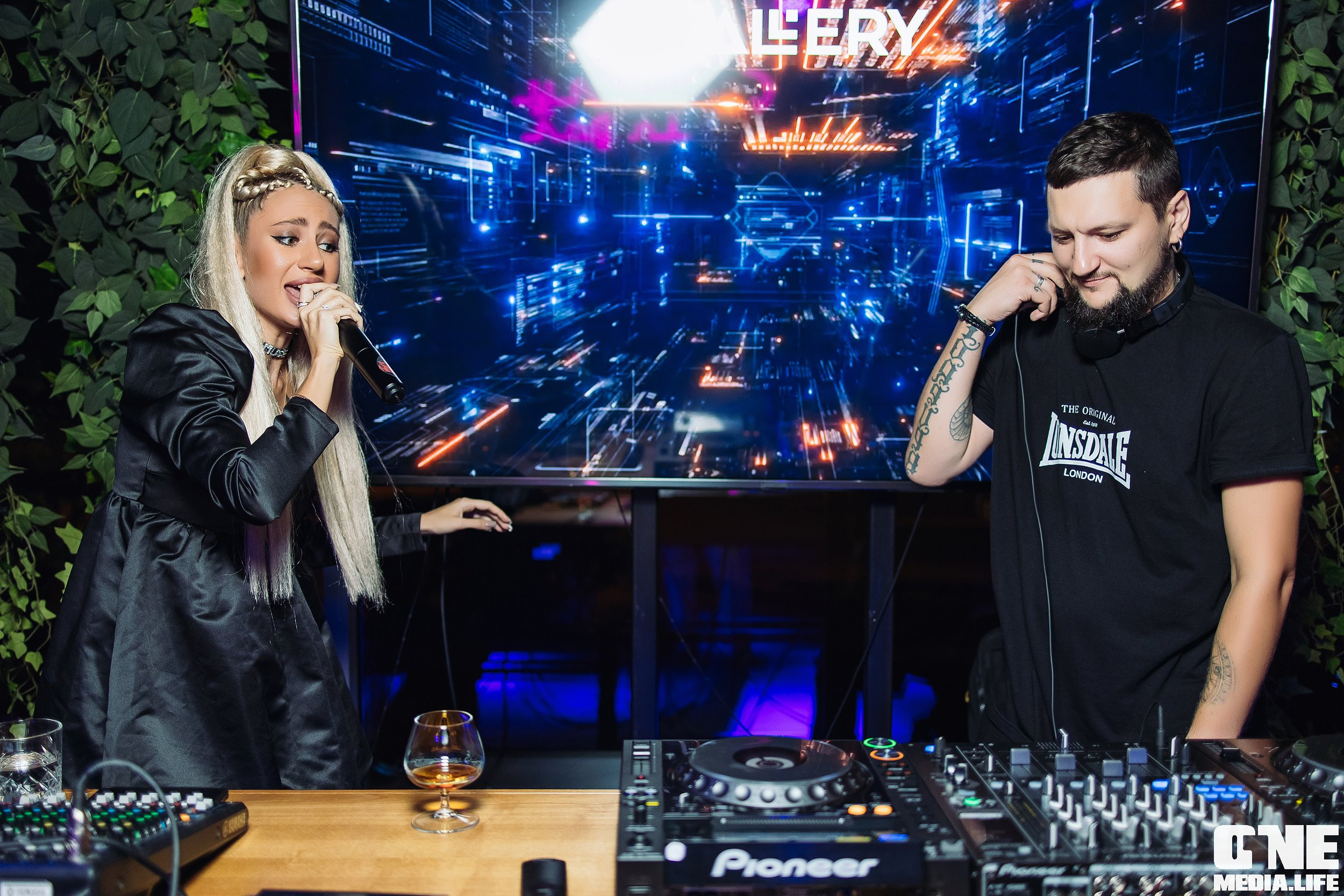 Фоторепортаж из арт-ресторана The Gallery. One Media Life: фоторепортажи, фотоотчеты с мероприятий и заведений