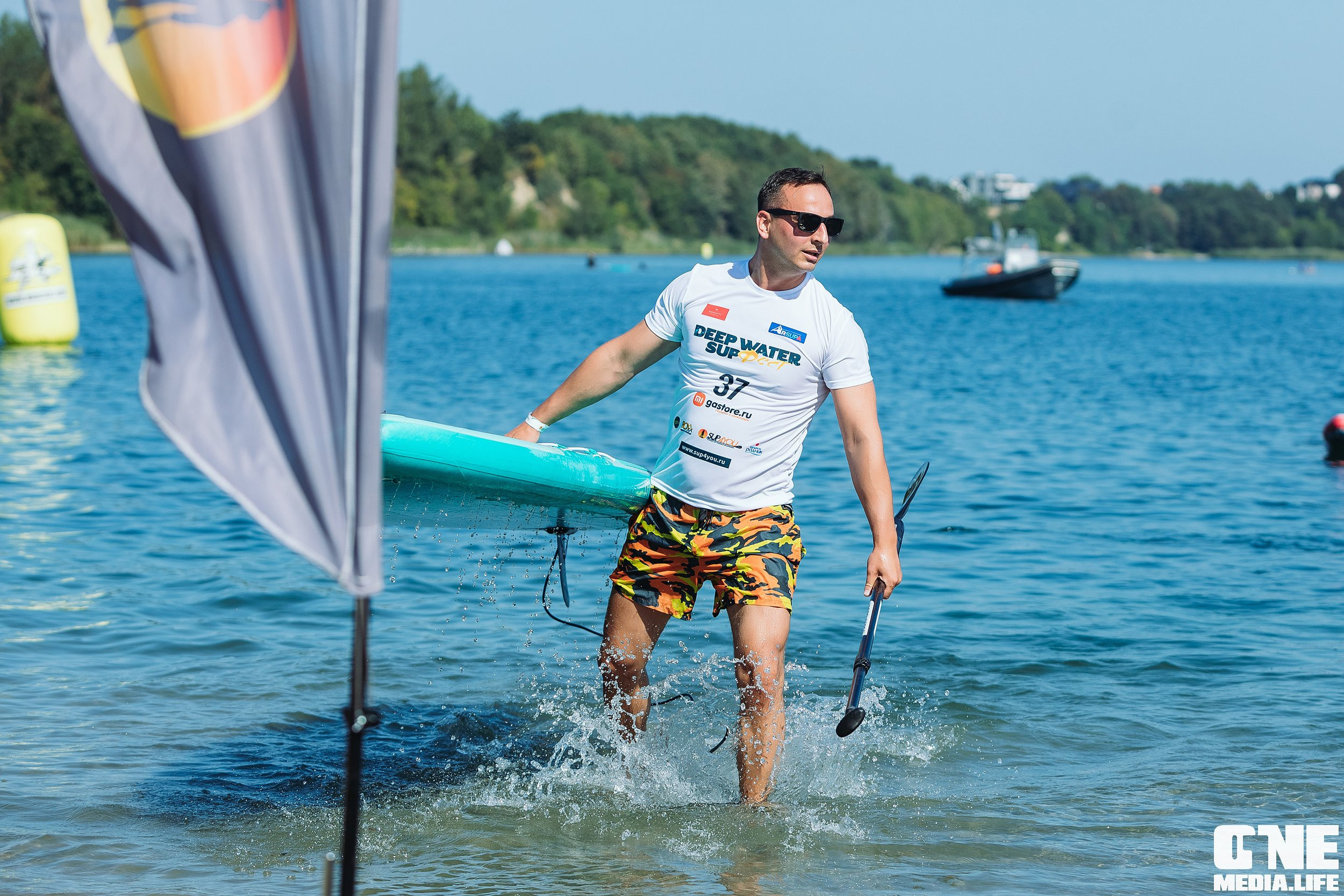 Фоторепортаж с соревнований DEEP WATER SUP Fest. One Media Life: фоторепортажи, фотоотчеты с мероприятий и заведений