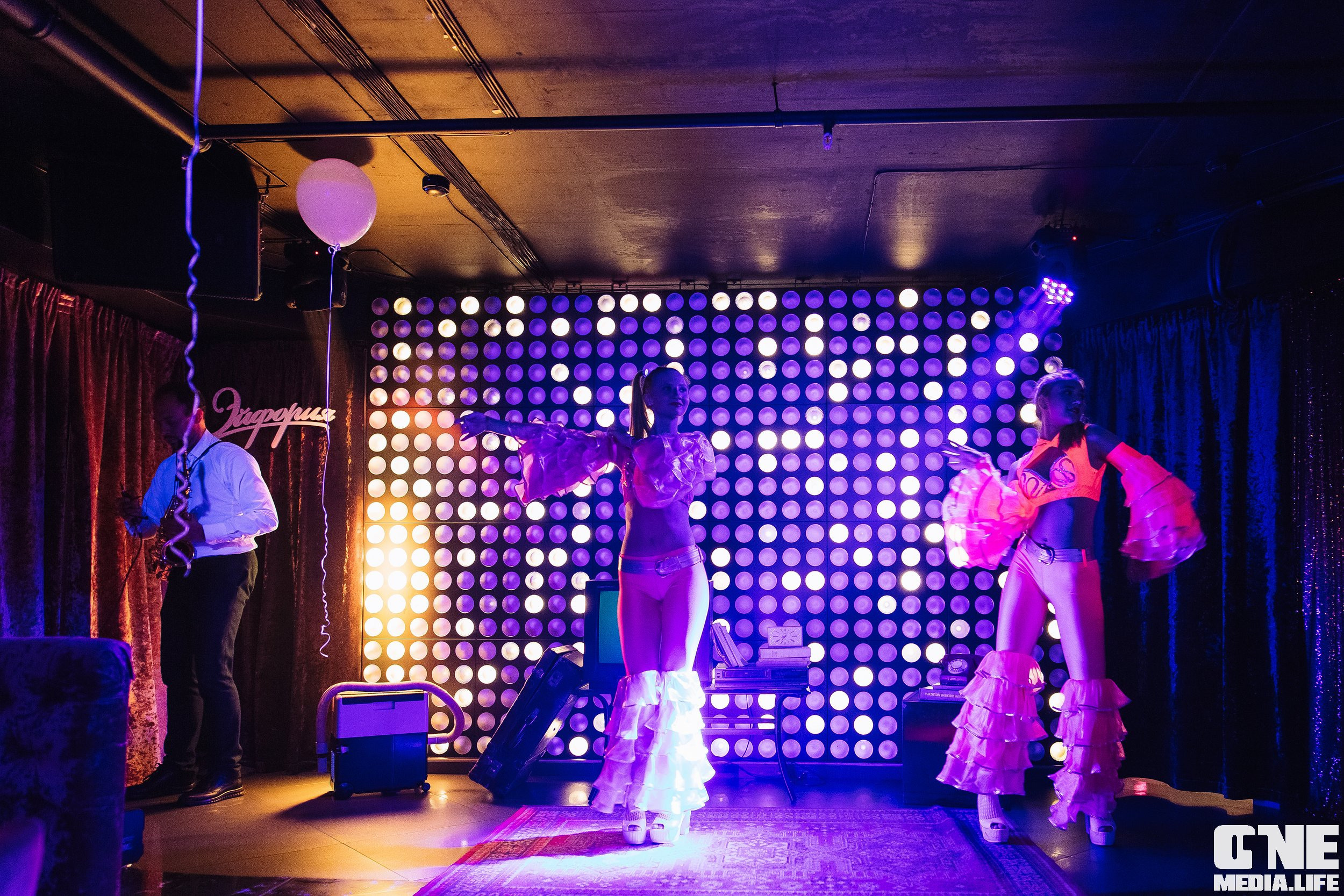 Фоторепортаж из караоке-клуба Эйфория. One Media Life: фоторепортажи, фотоотчеты с мероприятий и заведений