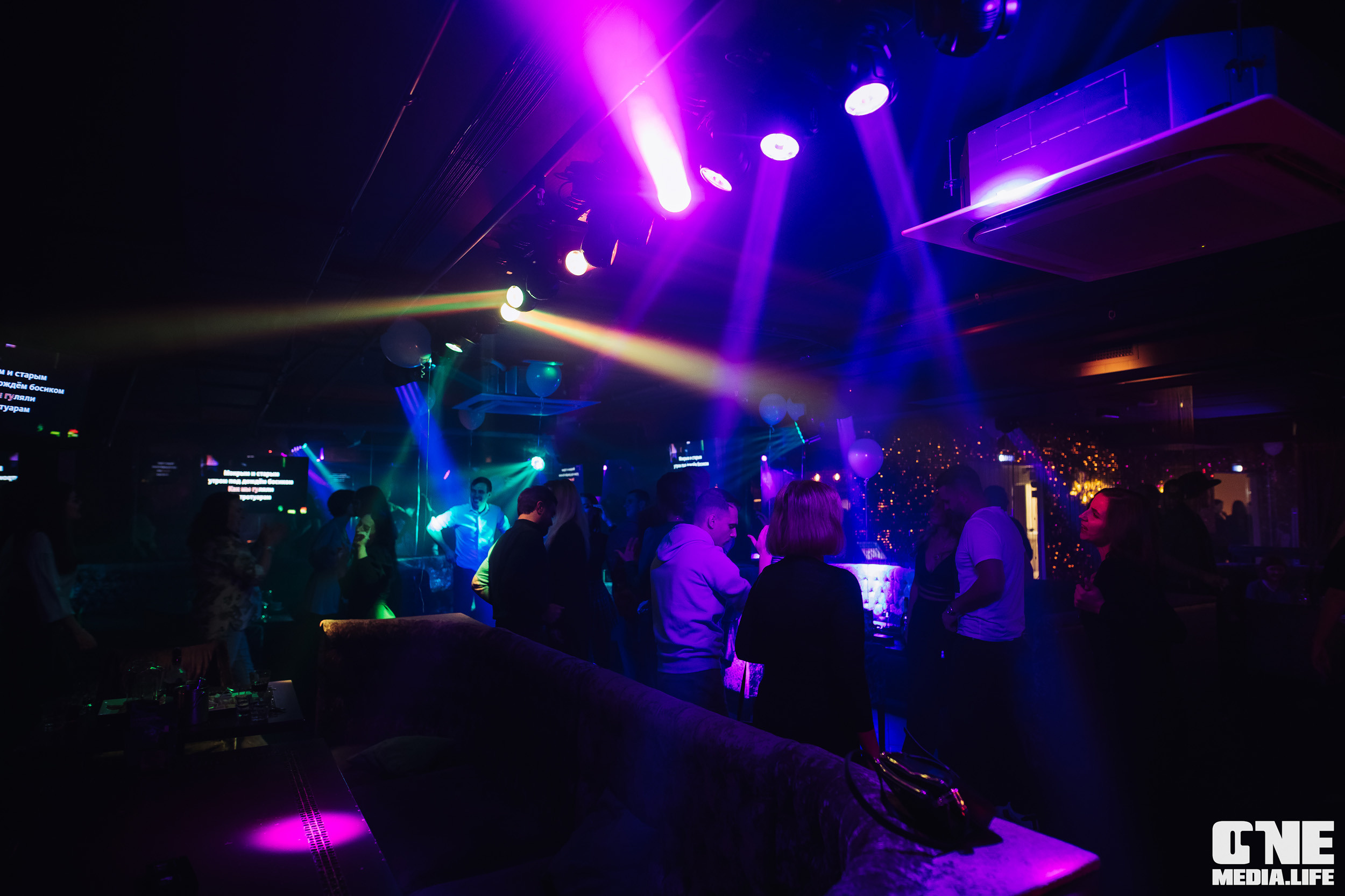 Фоторепортаж из караоке-клуба Эйфория. One Media Life: фоторепортажи, фотоотчеты с мероприятий и заведений